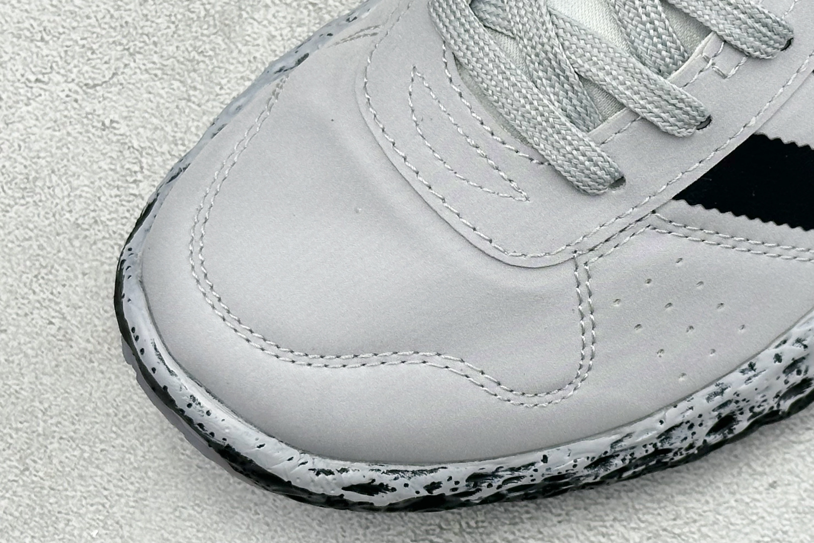 Adidas Originals Zponge 阿迪达斯 舒适百搭耐磨减震包裹性 低帮休闲城市通勤跑步鞋 JH8114