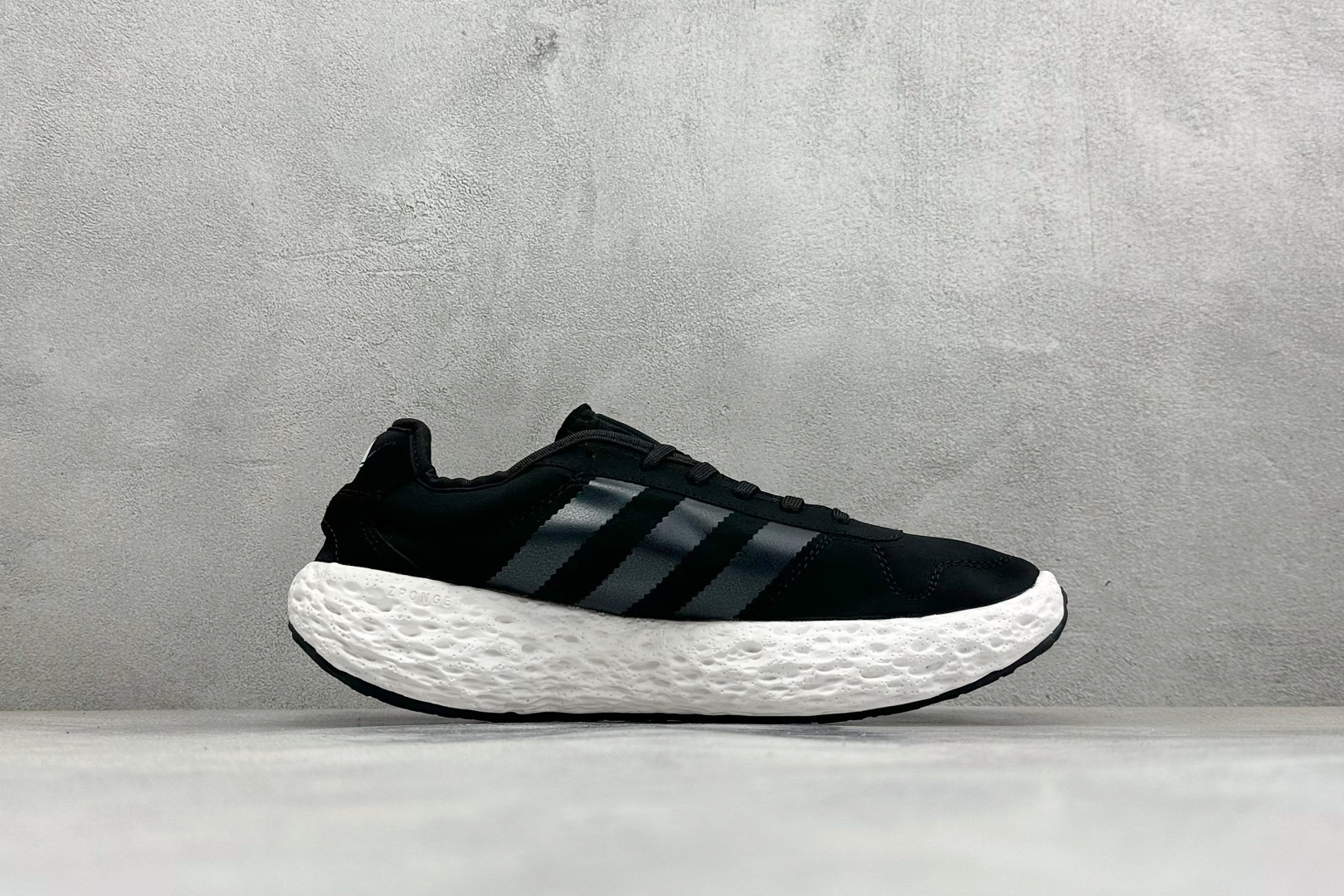 Adidas Originals Zponge 阿迪达斯 舒适百搭耐磨减震包裹性 低帮休闲城市通勤跑步鞋 JQ2547-Top High Quatity Cheap Sneakers Fashion Clothing Clothes Bags handbags Shoes of all Brand wholesale With The best Quality And Beautiful Price from China Factory Chinese suppliers wholesaler seller Adidas Originals Zponge 阿迪达斯 舒适百搭耐磨减震包裹性 低帮休闲城市通勤跑步鞋 JQ2547