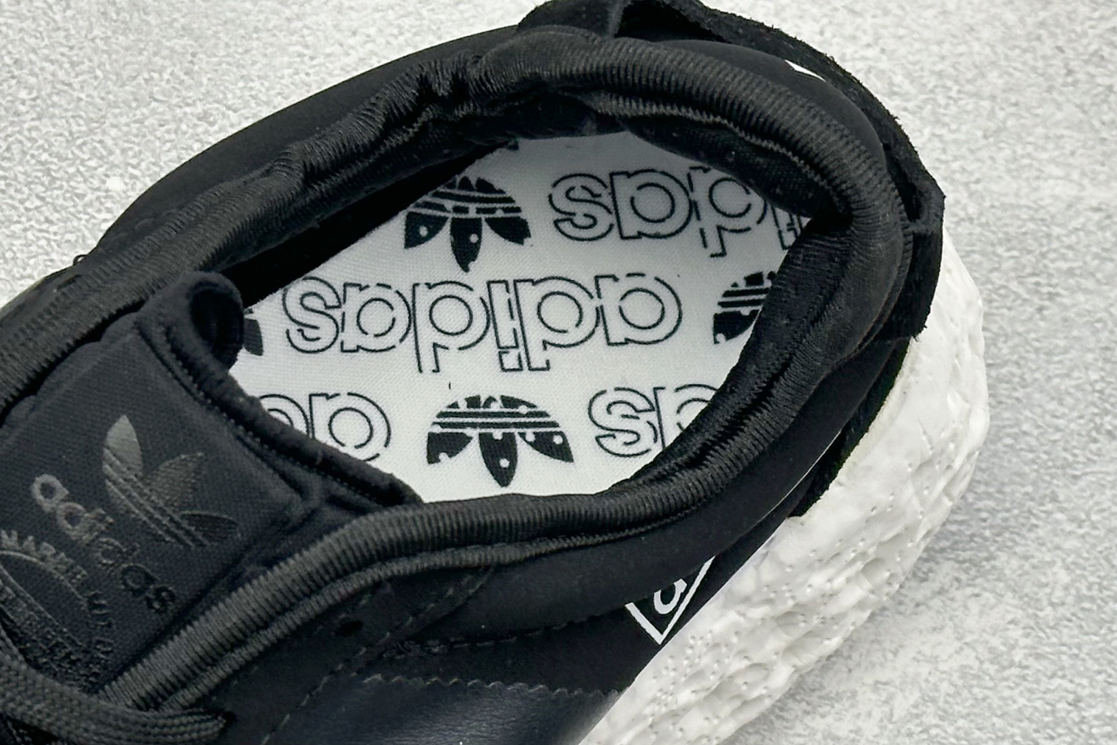 Adidas Originals Zponge 阿迪达斯 舒适百搭耐磨减震包裹性 低帮休闲城市通勤跑步鞋 JQ2547-Top High Quatity Cheap Sneakers Fashion Clothing Clothes Bags handbags Shoes of all Brand wholesale With The best Quality And Beautiful Price from China Factory Chinese suppliers wholesaler seller Adidas Originals Zponge 阿迪达斯 舒适百搭耐磨减震包裹性 低帮休闲城市通勤跑步鞋 JQ2547