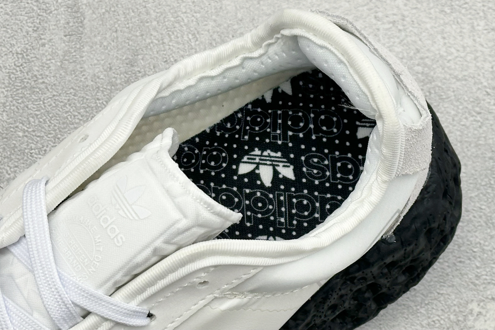Adidas Originals Zponge 阿迪达斯 舒适百搭耐磨减震包裹性 低帮休闲城市通勤跑步鞋 JH8113-Top High Quatity Cheap Sneakers Fashion Clothing Clothes Bags handbags Shoes of all Brand wholesale With The best Quality And Beautiful Price from China Factory Chinese suppliers wholesaler seller Adidas Originals Zponge 阿迪达斯 舒适百搭耐磨减震包裹性 低帮休闲城市通勤跑步鞋 JH8113