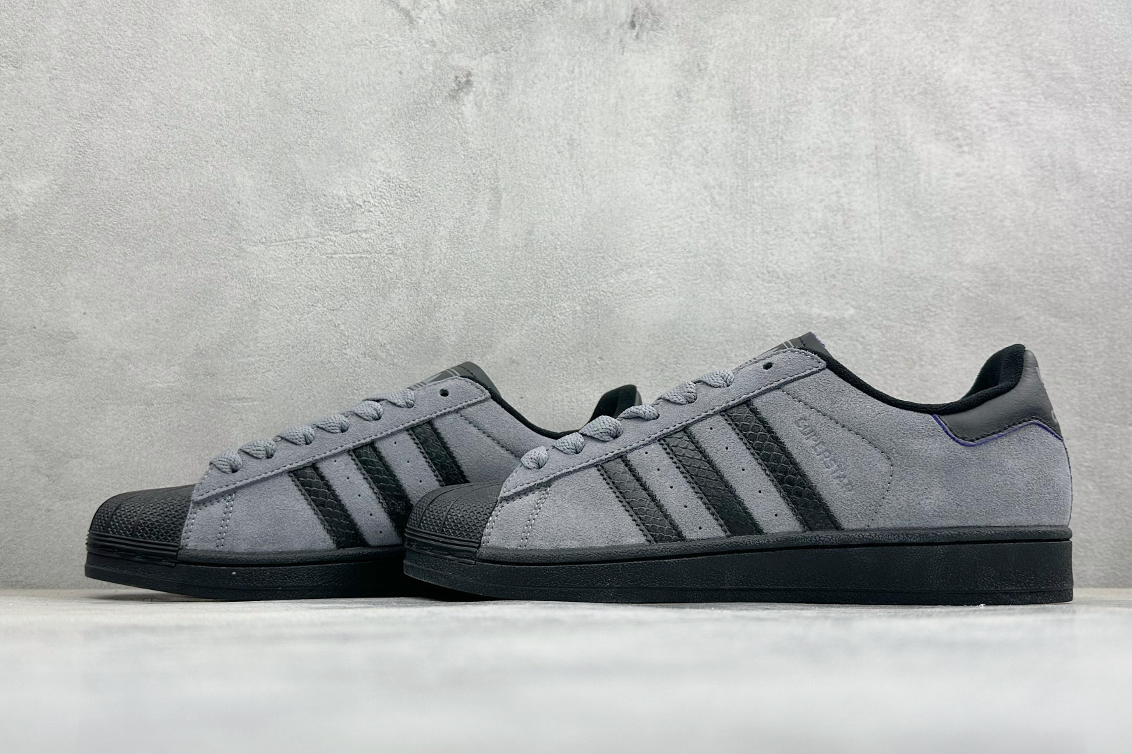 D版AD Originals Superstar 贝壳头板鞋 JH7697-Top High Quatity Cheap Sneakers Fashion Clothing Clothes Bags handbags Shoes of all Brand wholesale With The best Quality And Beautiful Price from China Factory Chinese suppliers wholesaler seller D版AD Originals Superstar 贝壳头板鞋 JH7697