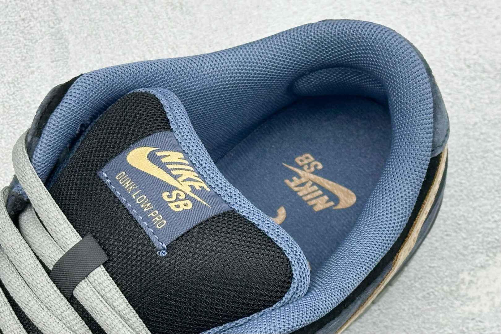 K版Nike SB Dunk Low 黑黄 低帮休闲板鞋 HF3063-002-Top High Quatity Cheap Sneakers Fashion Clothing Clothes Bags handbags Shoes of all Brand wholesale With The best Quality And Beautiful Price from China Factory Chinese suppliers wholesaler seller K版Nike SB Dunk Low 黑黄 低帮休闲板鞋 HF3063-002