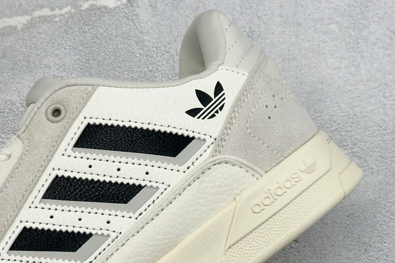 Adidas DROP STEP LOW 2.0 低帮百搭潮流休闲运动板鞋 KJ1108-Top High Quatity Cheap Sneakers Fashion Clothing Clothes Bags handbags Shoes of all Brand wholesale With The best Quality And Beautiful Price from China Factory Chinese suppliers wholesaler seller Adidas DROP STEP LOW 2.0 低帮百搭潮流休闲运动板鞋 KJ1108