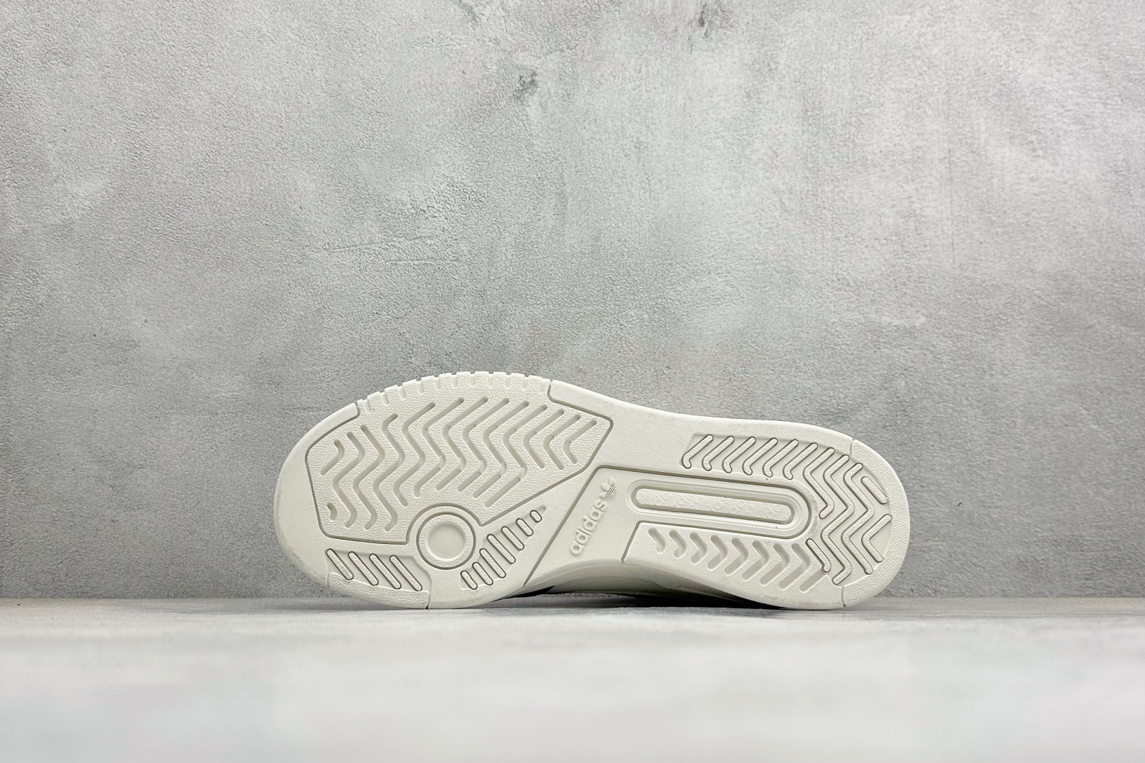 Adidas DROP STEP LOW 2.0 低帮百搭潮流休闲运动板鞋 JS3251-Top High Quatity Cheap Sneakers Fashion Clothing Clothes Bags handbags Shoes of all Brand wholesale With The best Quality And Beautiful Price from China Factory Chinese suppliers wholesaler seller Adidas DROP STEP LOW 2.0 低帮百搭潮流休闲运动板鞋 JS3251