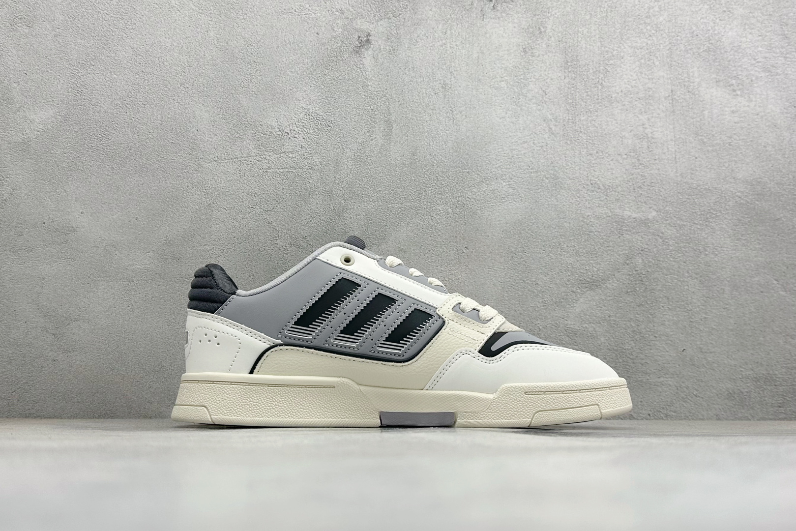Adidas DROP STEP LOW 2.0 低帮百搭潮流休闲运动板鞋 JP9210-Top High Quatity Cheap Sneakers Fashion Clothing Clothes Bags handbags Shoes of all Brand wholesale With The best Quality And Beautiful Price from China Factory Chinese suppliers wholesaler seller Adidas DROP STEP LOW 2.0 低帮百搭潮流休闲运动板鞋 JP9210