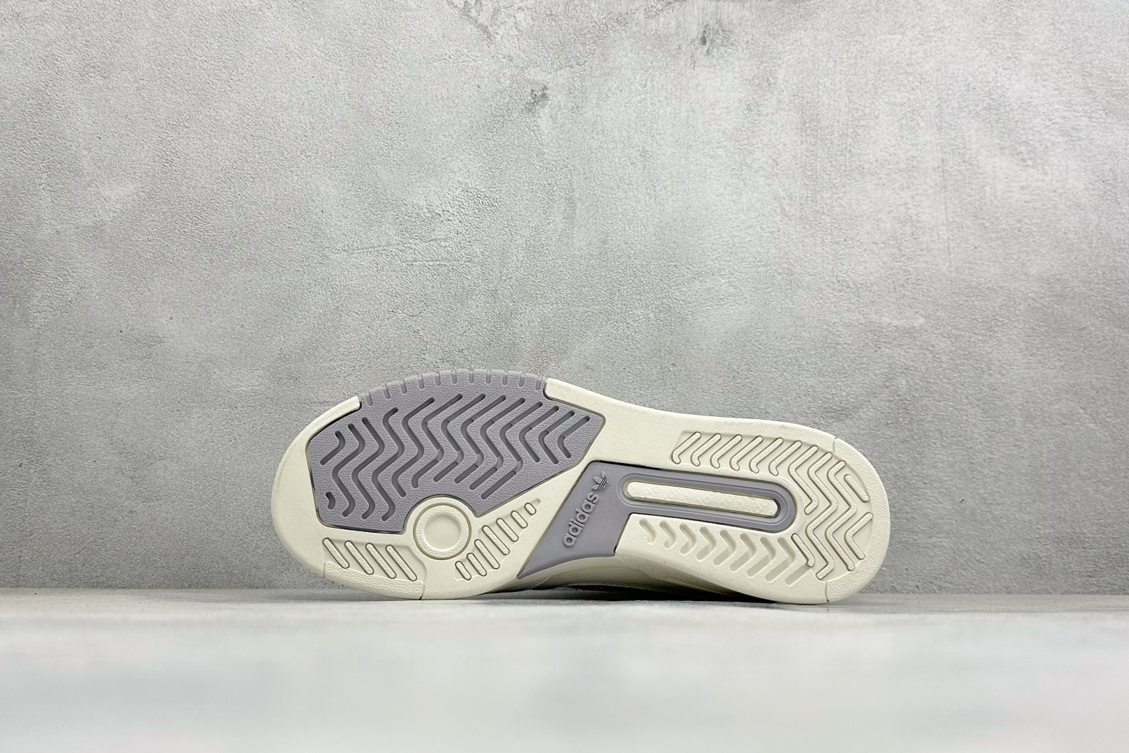Adidas DROP STEP LOW 2.0 低帮百搭潮流休闲运动板鞋 JP9210-Top High Quatity Cheap Sneakers Fashion Clothing Clothes Bags handbags Shoes of all Brand wholesale With The best Quality And Beautiful Price from China Factory Chinese suppliers wholesaler seller Adidas DROP STEP LOW 2.0 低帮百搭潮流休闲运动板鞋 JP9210