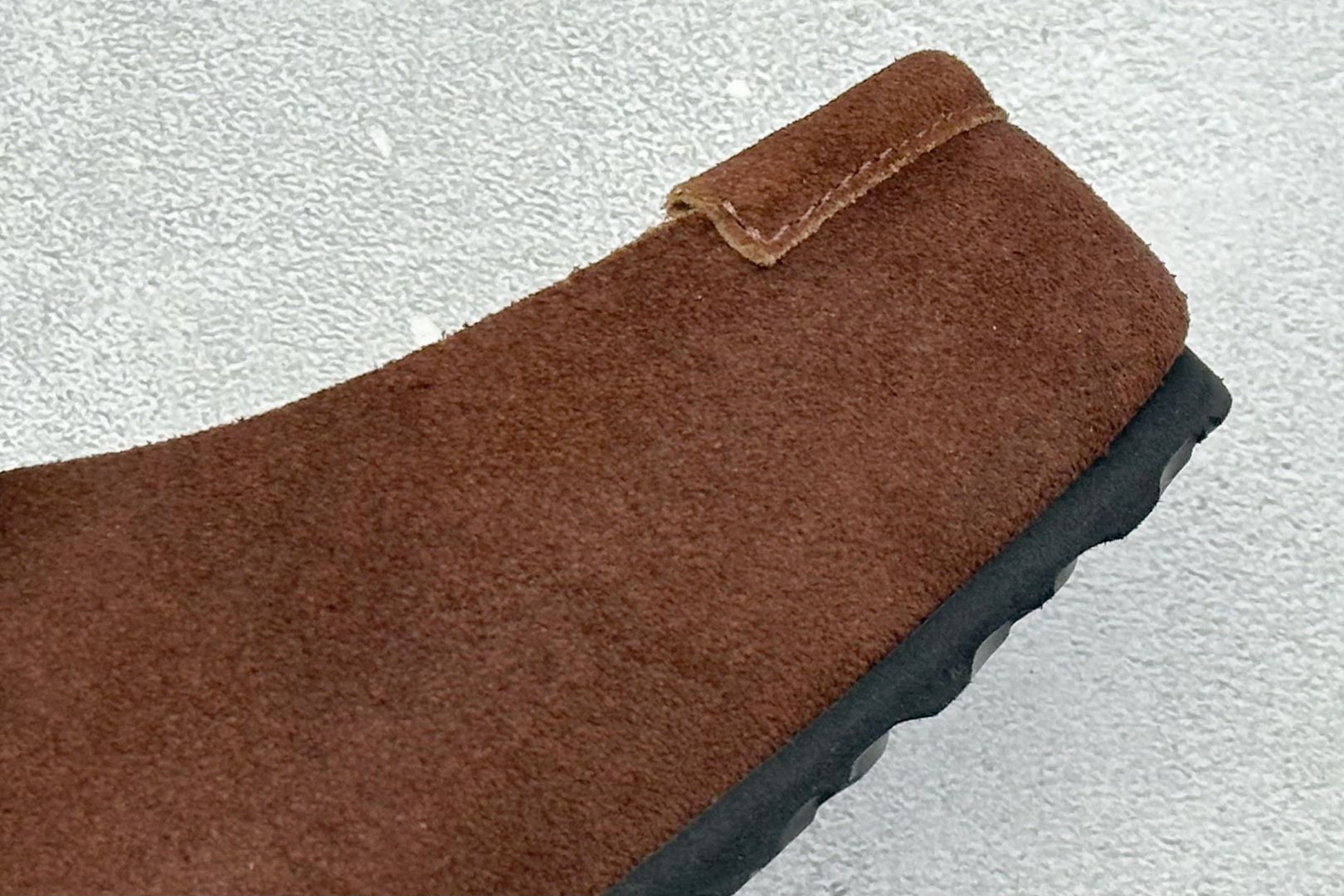 BK版Birkenstock 博肯一脚蹬系列 广东原产采用质地柔软牛皮绒面革植入羊羔毛鞋垫和里衬材质中底搭载缓震软木橡胶 0250901-Top High Quatity Cheap Sneakers Fashion Clothing Clothes Bags handbags Shoes of all Brand wholesale With The best Quality And Beautiful Price from China Factory Chinese suppliers wholesaler seller BK版Birkenstock 博肯一脚蹬系列 广东原产采用质地柔软牛皮绒面革植入羊羔毛鞋垫和里衬材质中底搭载缓震软木橡胶 0250901