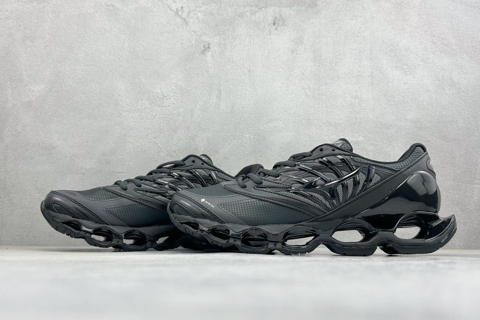 Mizuno 美津侬 WAVE PROPHECY LS 复古时尚休闲舒适运动跑步鞋 D1GA256001