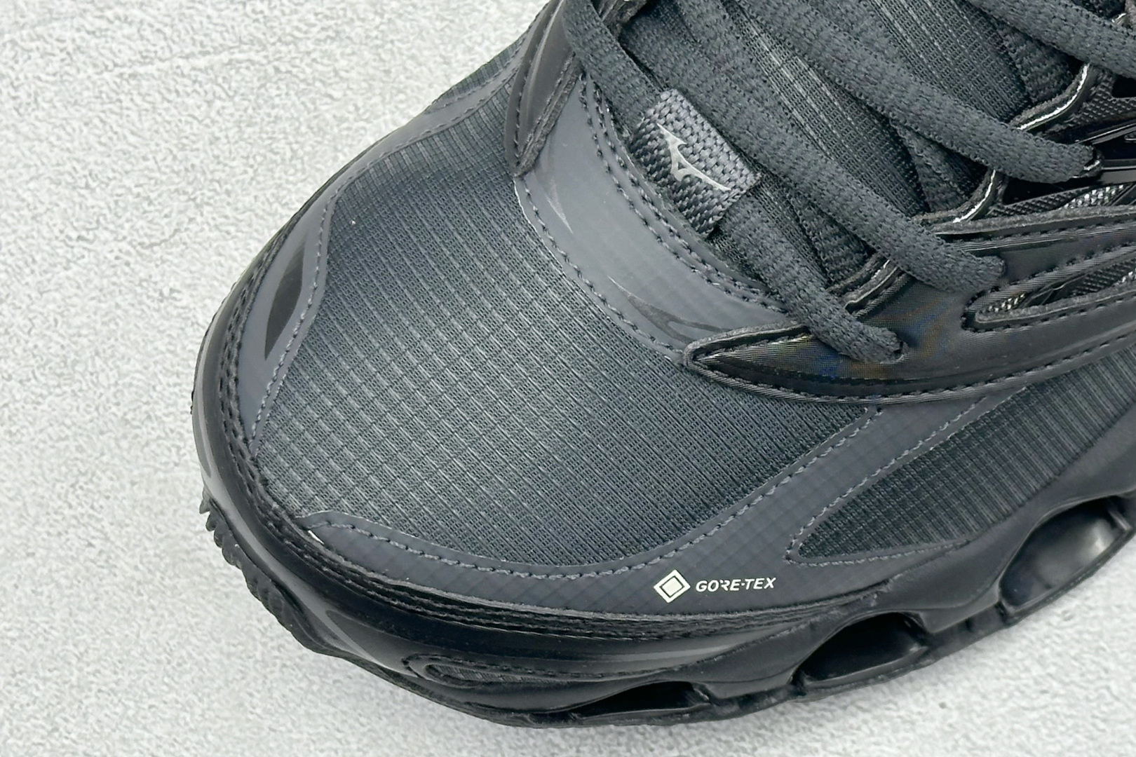 Mizuno 美津侬 WAVE PROPHECY LS 复古时尚休闲舒适运动跑步鞋 D1GA256001