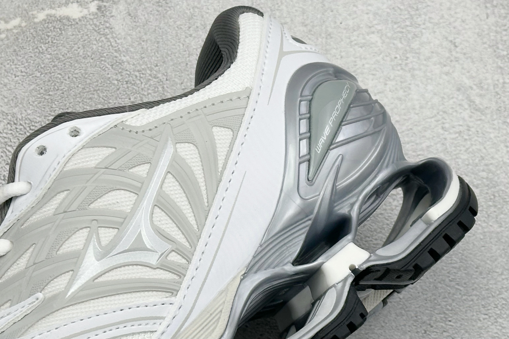 Mizuno 美津侬 WAVE PROPHECY LS 复古时尚休闲舒适运动跑步鞋 D1GA33