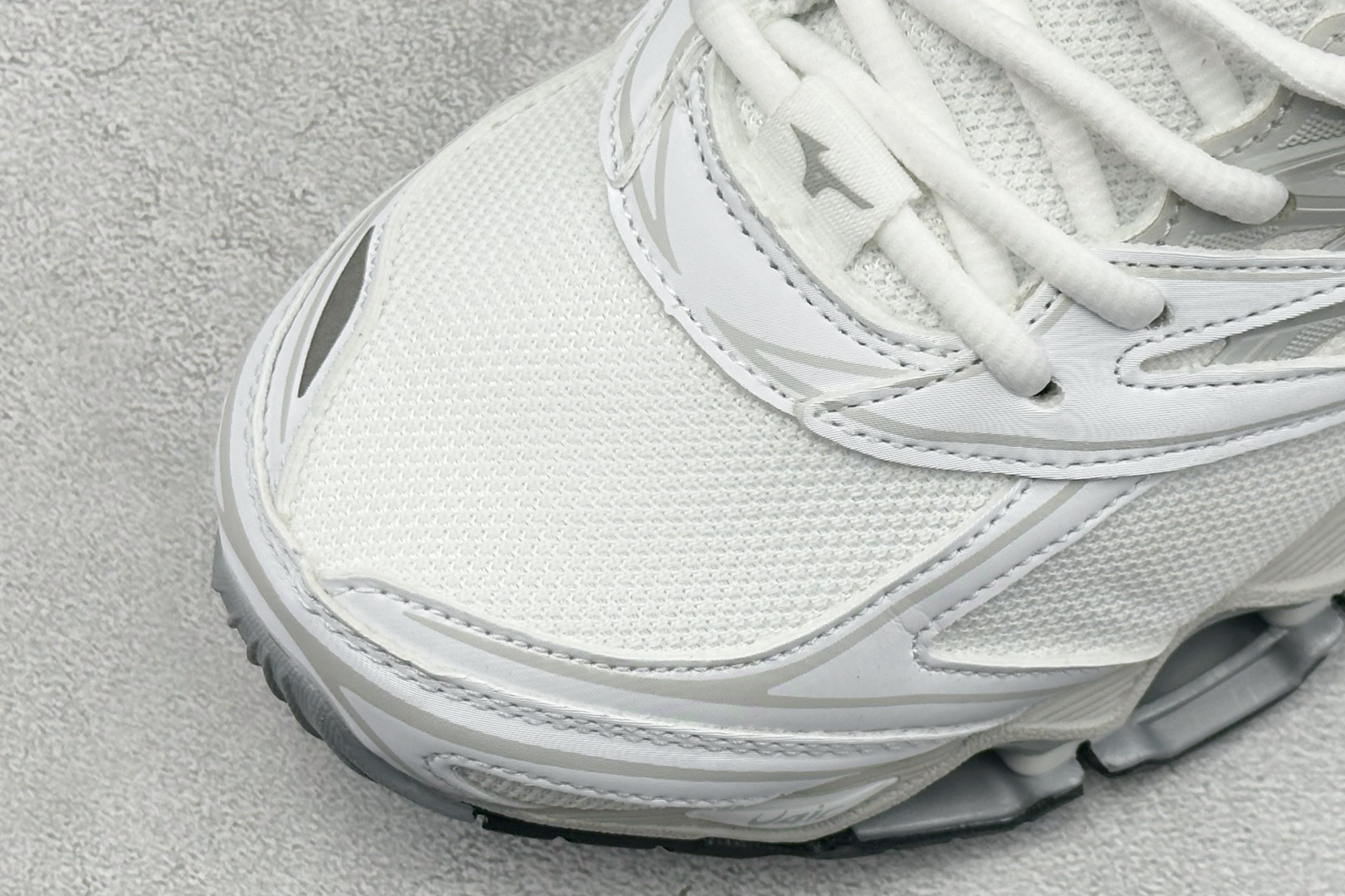 Mizuno 美津侬 WAVE PROPHECY LS 复古时尚休闲舒适运动跑步鞋 D1GA33