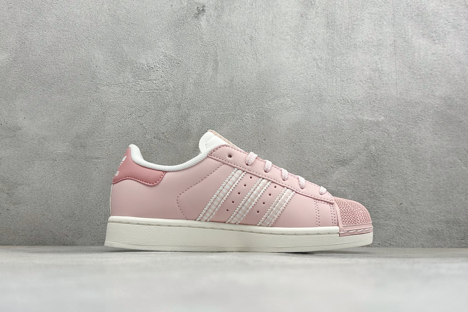 Adidas Originals Superstar II 贝壳头休闲板鞋 KJ3968-Top High Quatity Cheap Sneakers Fashion Clothing Clothes Bags handbags Shoes of all Brand wholesale With The best Quality And Beautiful Price from China Factory Chinese suppliers wholesaler seller Adidas Originals Superstar II 贝壳头休闲板鞋 KJ3968