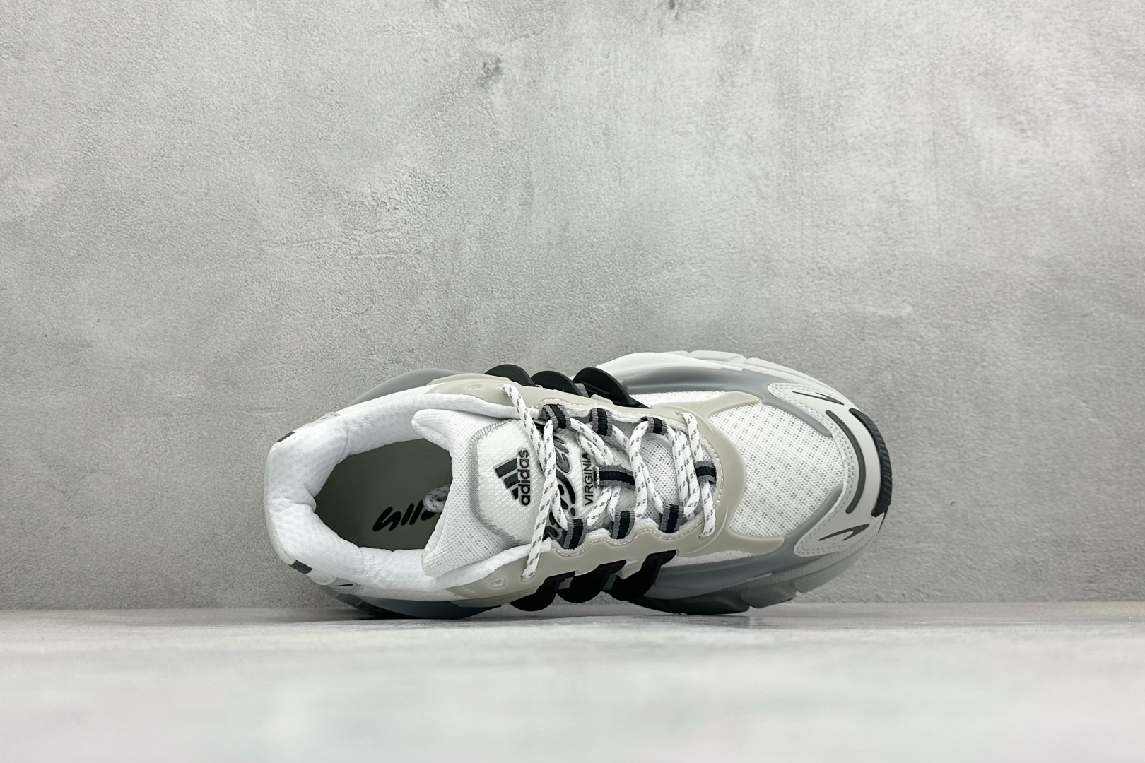 Adidas Originals Adistar Jellyfish 阿迪复古舒适防滑减震运动鞋 JP9265-Top High Quatity Cheap Sneakers Fashion Clothing Clothes Bags handbags Shoes of all Brand wholesale With The best Quality And Beautiful Price from China Factory Chinese suppliers wholesaler seller Adidas Originals Adistar Jellyfish 阿迪复古舒适防滑减震运动鞋 JP9265