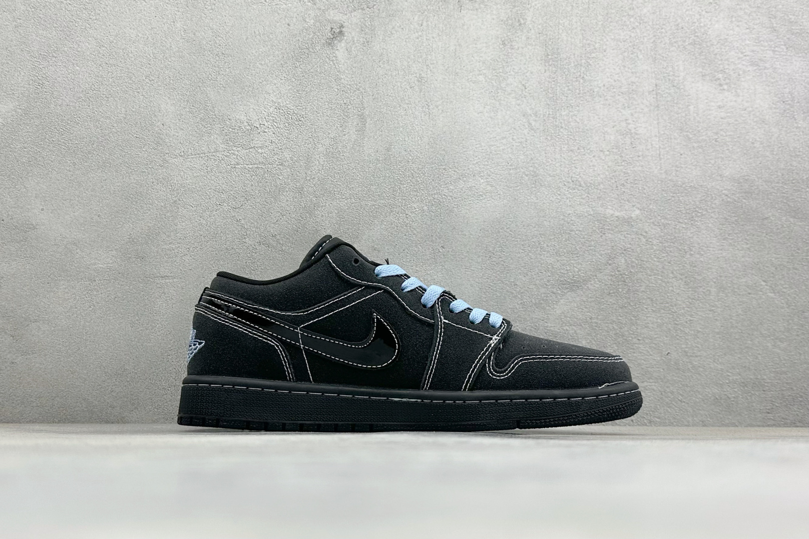 Travis Scott 联名既视感这双黑冰蓝AJ也太顶了 LD8888-017-Top High Quatity Cheap Sneakers Fashion Clothing Clothes Bags handbags Shoes of all Brand wholesale With The best Quality And Beautiful Price from China Factory Chinese suppliers wholesaler seller Travis Scott 联名既视感这双黑冰蓝AJ也太顶了 LD8888-017