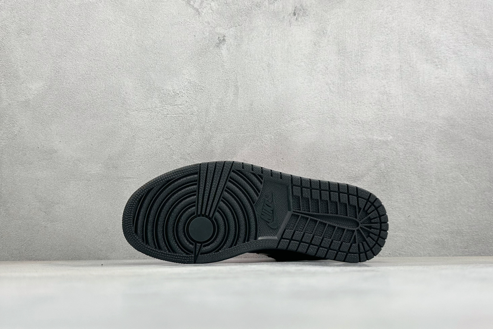 甜酷黑粉 个性炸街 AIR JORDAN 1 黑粉配色又酷又甜 LL8888-009-Top High Quatity Cheap Sneakers Fashion Clothing Clothes Bags handbags Shoes of all Brand wholesale With The best Quality And Beautiful Price from China Factory Chinese suppliers wholesaler seller 甜酷黑粉 个性炸街 AIR JORDAN 1 黑粉配色又酷又甜 LL8888-009