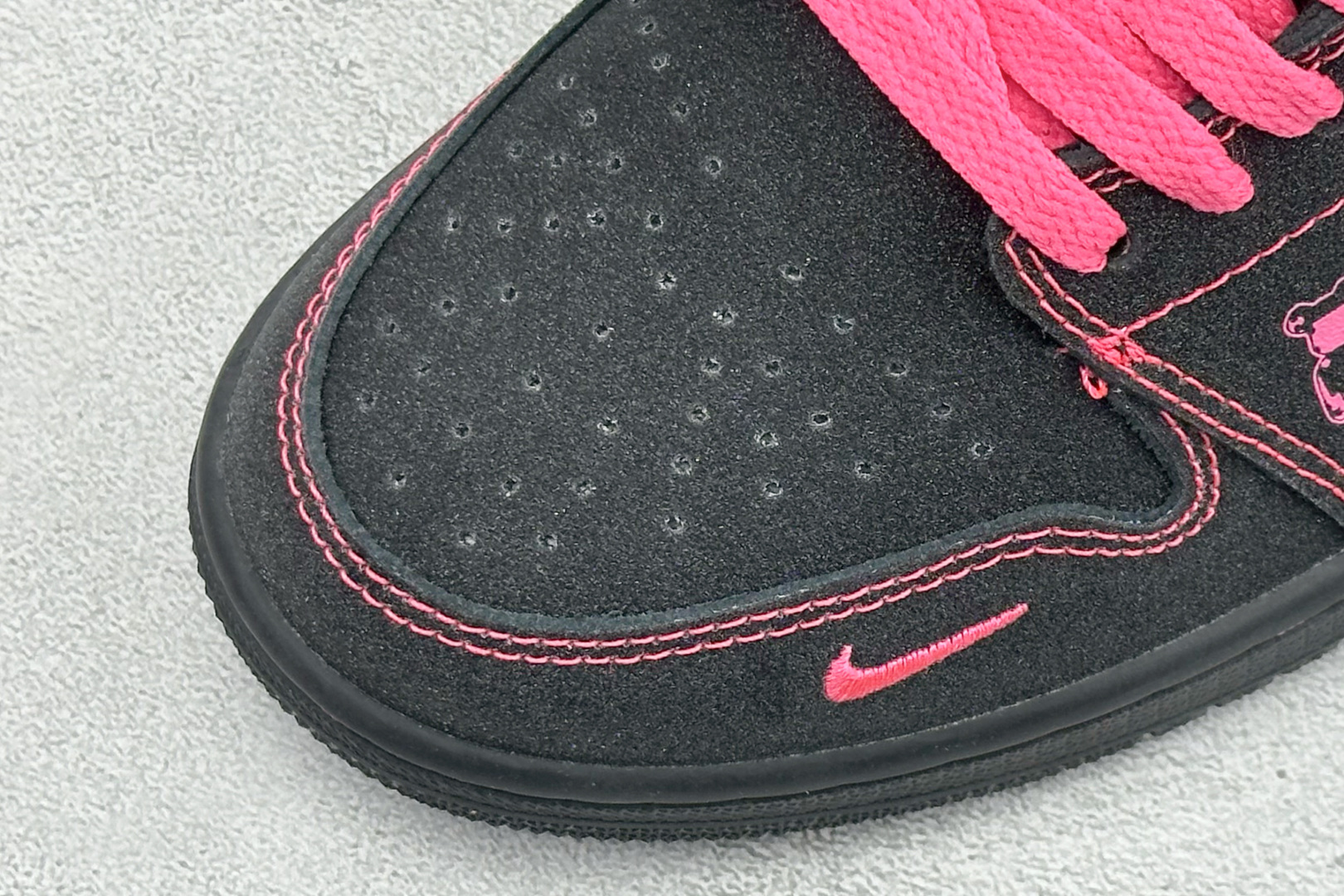 甜酷黑粉 个性炸街 AIR JORDAN 1 黑粉配色又酷又甜 LL8888-009-Top High Quatity Cheap Sneakers Fashion Clothing Clothes Bags handbags Shoes of all Brand wholesale With The best Quality And Beautiful Price from China Factory Chinese suppliers wholesaler seller 甜酷黑粉 个性炸街 AIR JORDAN 1 黑粉配色又酷又甜 LL8888-009