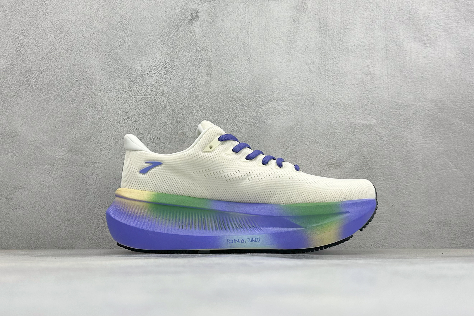 Z版Brooks布鲁克斯 Glycerin Max 2 舒适简约防滑耐磨低帮跑步鞋 110479-1d-270-Top High Quatity Cheap Sneakers Fashion Clothing Clothes Bags handbags Shoes of all Brand wholesale With The best Quality And Beautiful Price from China Factory Chinese suppliers wholesaler seller Z版Brooks布鲁克斯 Glycerin Max 2 舒适简约防滑耐磨低帮跑步鞋 110479-1d-270