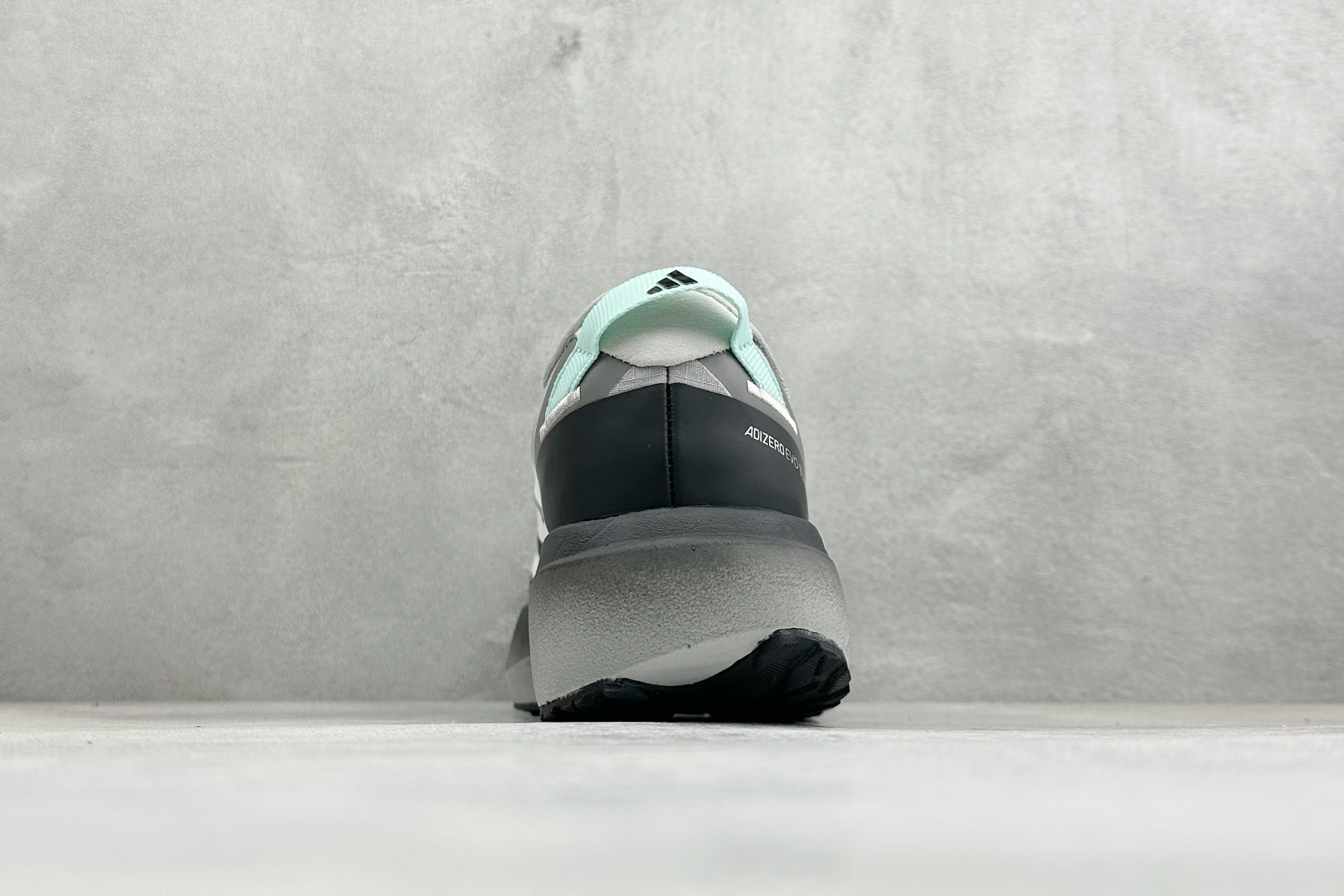 TY版AD ADIZERO EVO SL ATR 阿迪超轻透气缓震跑鞋 KK2682-Top High Quatity Cheap Sneakers Fashion Clothing Clothes Bags handbags Shoes of all Brand wholesale With The best Quality And Beautiful Price from China Factory Chinese suppliers wholesaler seller TY版AD ADIZERO EVO SL ATR 阿迪超轻透气缓震跑鞋 KK2682