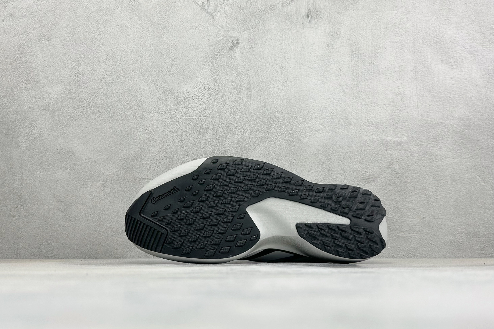 TY版AD ADIZERO EVO SL ATR 阿迪超轻透气缓震跑鞋 KK2682-Top High Quatity Cheap Sneakers Fashion Clothing Clothes Bags handbags Shoes of all Brand wholesale With The best Quality And Beautiful Price from China Factory Chinese suppliers wholesaler seller TY版AD ADIZERO EVO SL ATR 阿迪超轻透气缓震跑鞋 KK2682