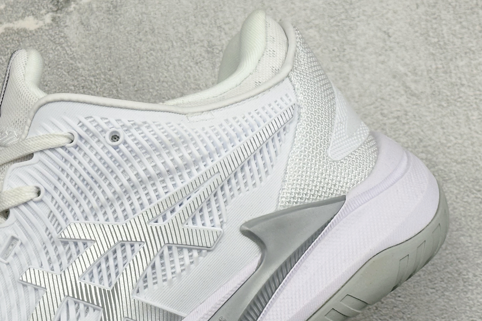 SD版Asics Court FF 3 NOVAK 亚瑟士运动休闲透气专业网球鞋 1042A220-100-Top High Quatity Cheap Sneakers Fashion Clothing Clothes Bags handbags Shoes of all Brand wholesale With The best Quality And Beautiful Price from China Factory Chinese suppliers wholesaler seller SD版Asics Court FF 3 NOVAK 亚瑟士运动休闲透气专业网球鞋 1042A220-100