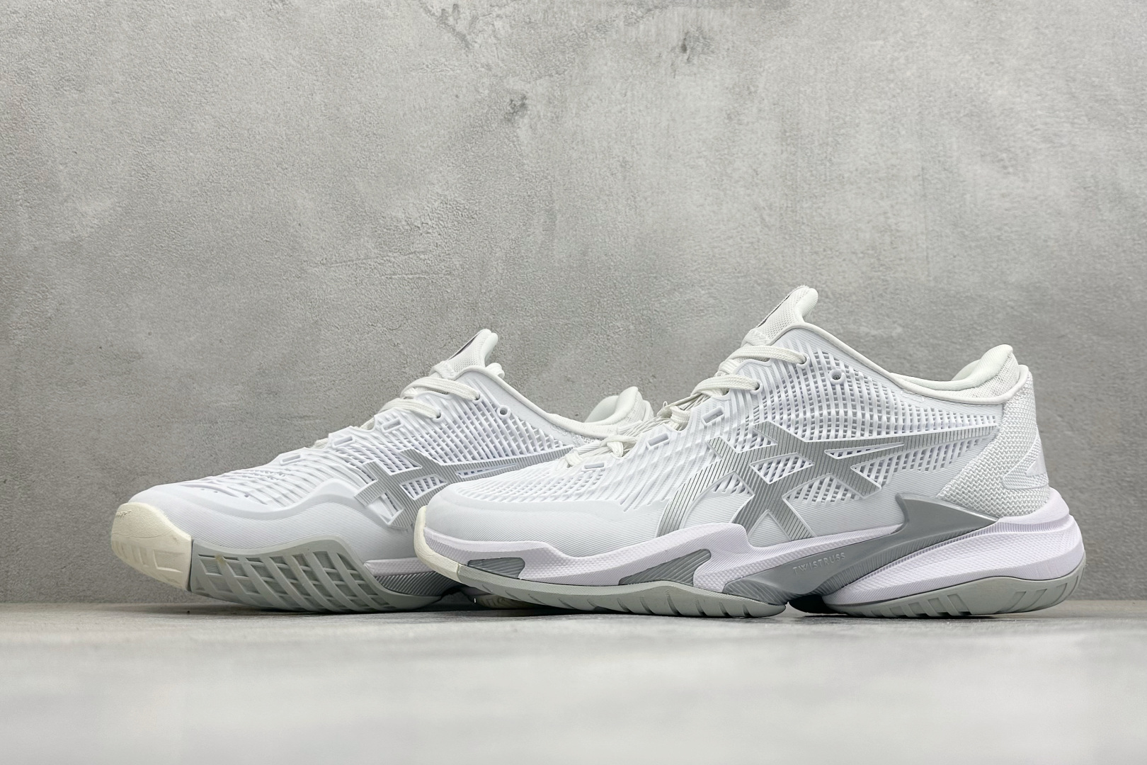 SD版Asics Court FF 3 NOVAK 亚瑟士运动休闲透气专业网球鞋 1042A220-100-Top High Quatity Cheap Sneakers Fashion Clothing Clothes Bags handbags Shoes of all Brand wholesale With The best Quality And Beautiful Price from China Factory Chinese suppliers wholesaler seller SD版Asics Court FF 3 NOVAK 亚瑟士运动休闲透气专业网球鞋 1042A220-100