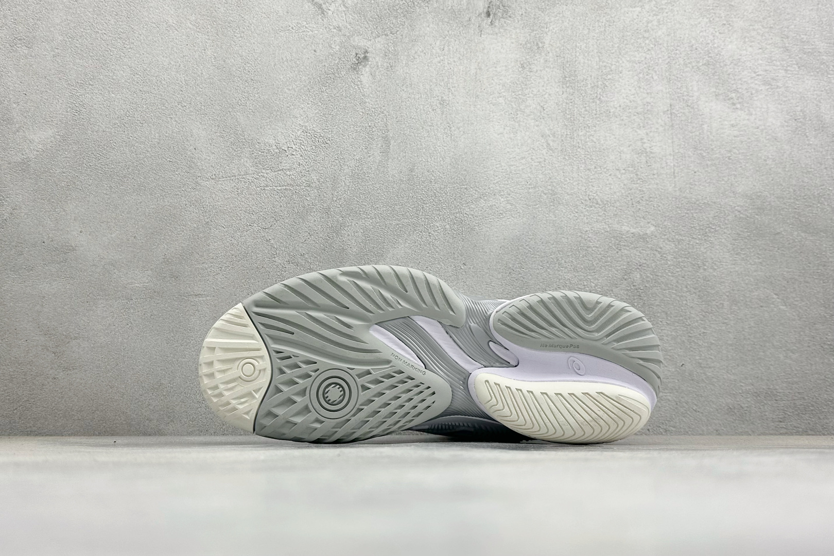 SD版Asics Court FF 3 NOVAK 亚瑟士运动休闲透气专业网球鞋 1042A220-100-Top High Quatity Cheap Sneakers Fashion Clothing Clothes Bags handbags Shoes of all Brand wholesale With The best Quality And Beautiful Price from China Factory Chinese suppliers wholesaler seller SD版Asics Court FF 3 NOVAK 亚瑟士运动休闲透气专业网球鞋 1042A220-100