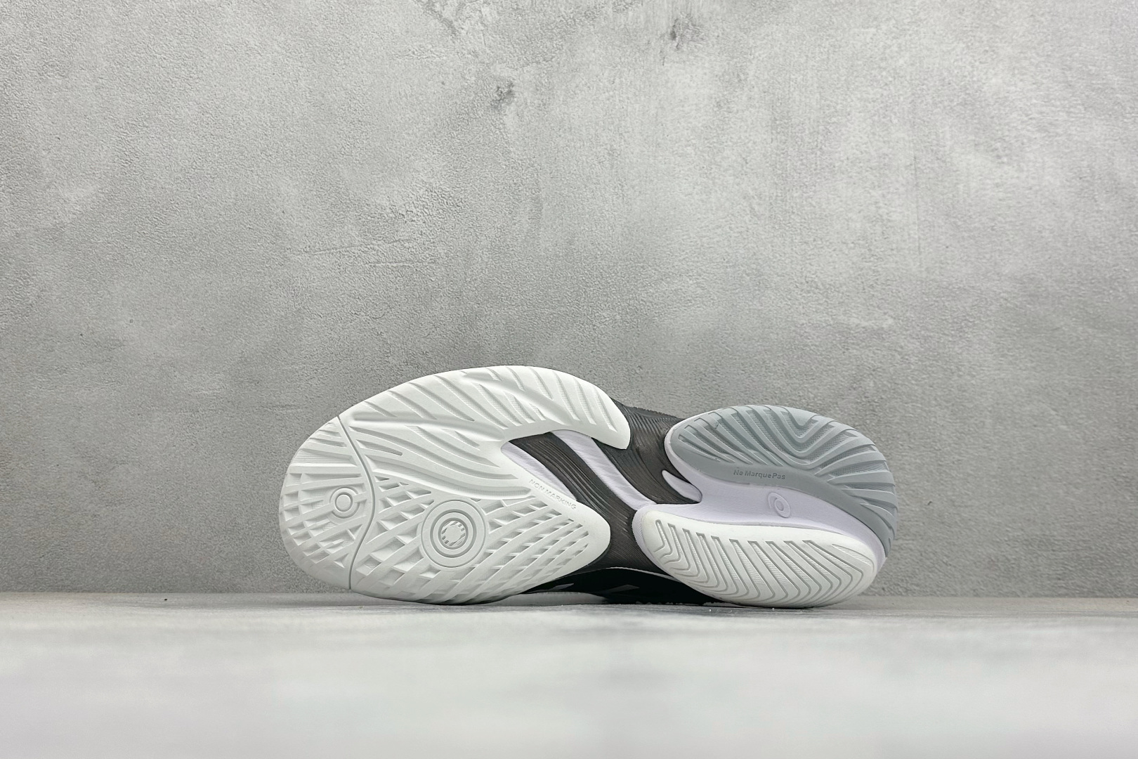SD版Asics Court FF 3 NOVAK 亚瑟士运动休闲透气专业网球鞋 1041A369-002-Top High Quatity Cheap Sneakers Fashion Clothing Clothes Bags handbags Shoes of all Brand wholesale With The best Quality And Beautiful Price from China Factory Chinese suppliers wholesaler seller SD版Asics Court FF 3 NOVAK 亚瑟士运动休闲透气专业网球鞋 1041A369-002