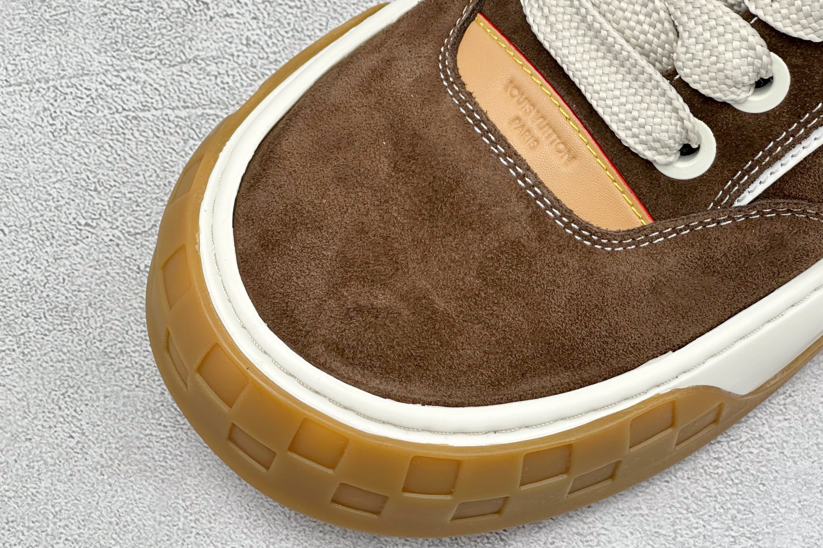 LV tilted顶级东莞芯片版本 驴牌 饼干鞋 运动鞋 休闲鞋 板鞋 1A8KER-Top High Quatity Cheap Sneakers Fashion Clothing Clothes Bags handbags Shoes of all Brand wholesale With The best Quality And Beautiful Price from China Factory Chinese suppliers wholesaler seller LV tilted顶级东莞芯片版本 驴牌 饼干鞋 运动鞋 休闲鞋 板鞋 1A8KER