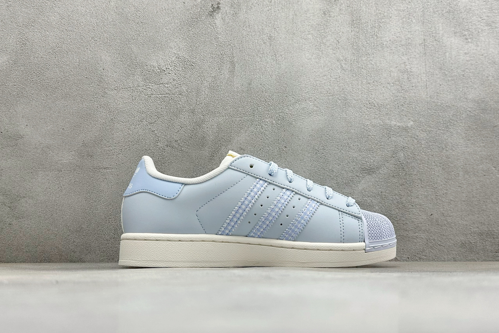 AD Originals Superstar 浅蓝白贝壳头 HQ2646-Top High Quatity Cheap Sneakers Fashion Clothing Clothes Bags handbags Shoes of all Brand wholesale With The best Quality And Beautiful Price from China Factory Chinese suppliers wholesaler seller AD Originals Superstar 浅蓝白贝壳头 HQ2646