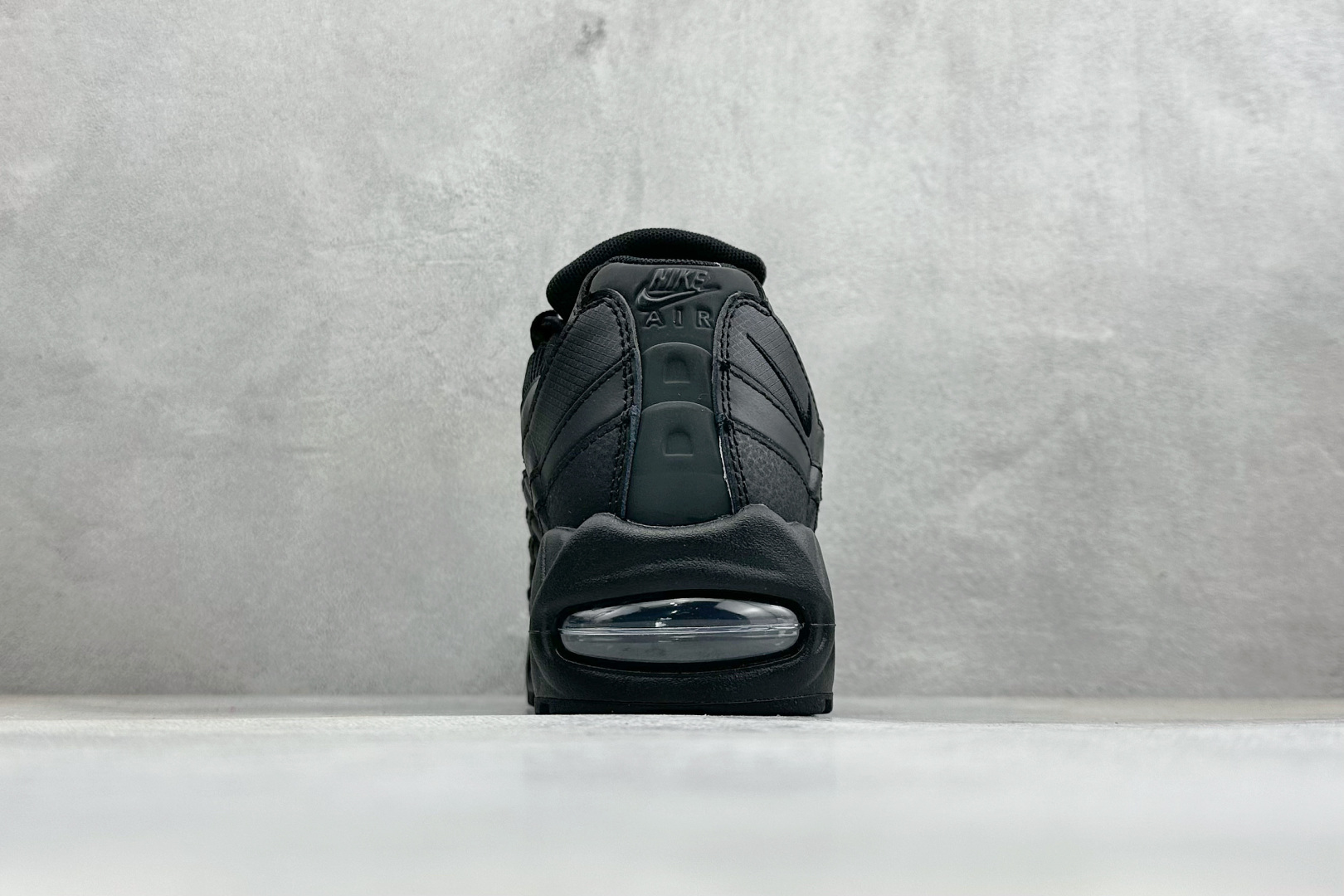 NIKE Air Max 95 复古单品 潮流百搭 气垫缓震慢跑鞋 HM8755-001-Top High Quatity Cheap Sneakers Fashion Clothing Clothes Bags handbags Shoes of all Brand wholesale With The best Quality And Beautiful Price from China Factory Chinese suppliers wholesaler seller NIKE Air Max 95 复古单品 潮流百搭 气垫缓震慢跑鞋 HM8755-001