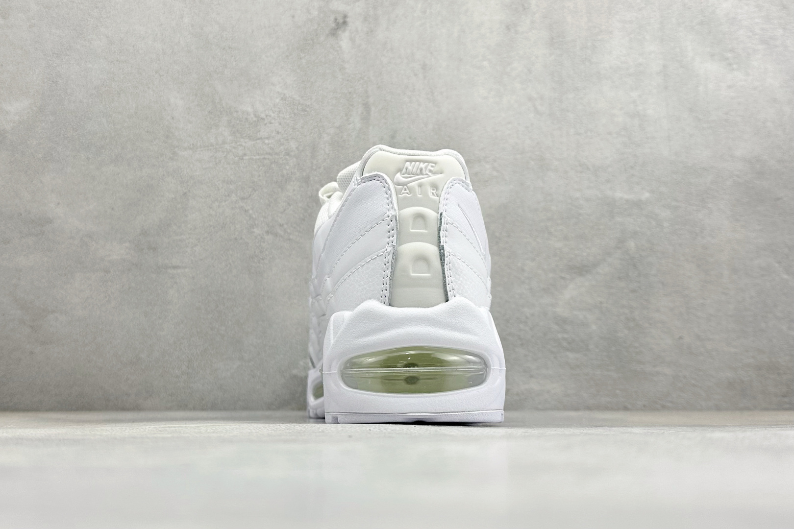 NIKE Air Max 95 复古单品 潮流百搭 气垫缓震慢跑鞋 HM8755-100-Top High Quatity Cheap Sneakers Fashion Clothing Clothes Bags handbags Shoes of all Brand wholesale With The best Quality And Beautiful Price from China Factory Chinese suppliers wholesaler seller NIKE Air Max 95 复古单品 潮流百搭 气垫缓震慢跑鞋 HM8755-100