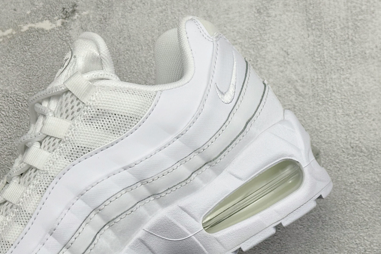 NIKE Air Max 95 复古单品 潮流百搭 气垫缓震慢跑鞋 HM8755-100-Top High Quatity Cheap Sneakers Fashion Clothing Clothes Bags handbags Shoes of all Brand wholesale With The best Quality And Beautiful Price from China Factory Chinese suppliers wholesaler seller NIKE Air Max 95 复古单品 潮流百搭 气垫缓震慢跑鞋 HM8755-100