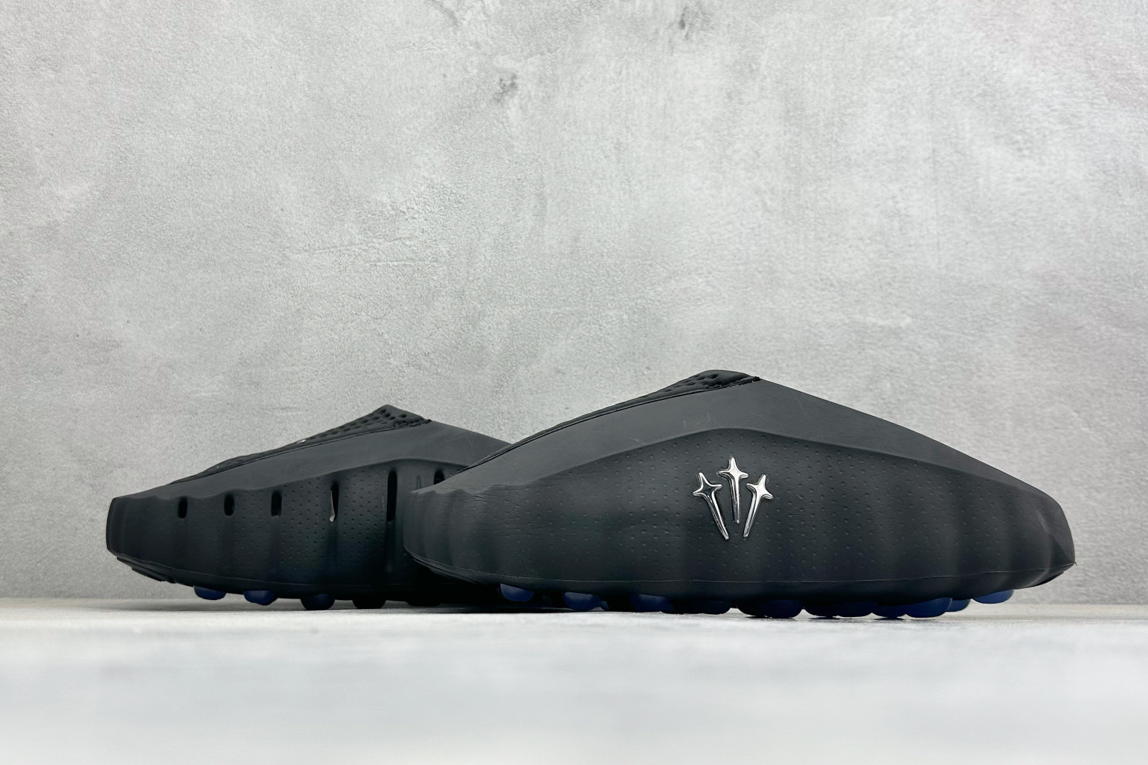Nike Mind 001 神经科学足底按摩拖鞋 HY5028-200