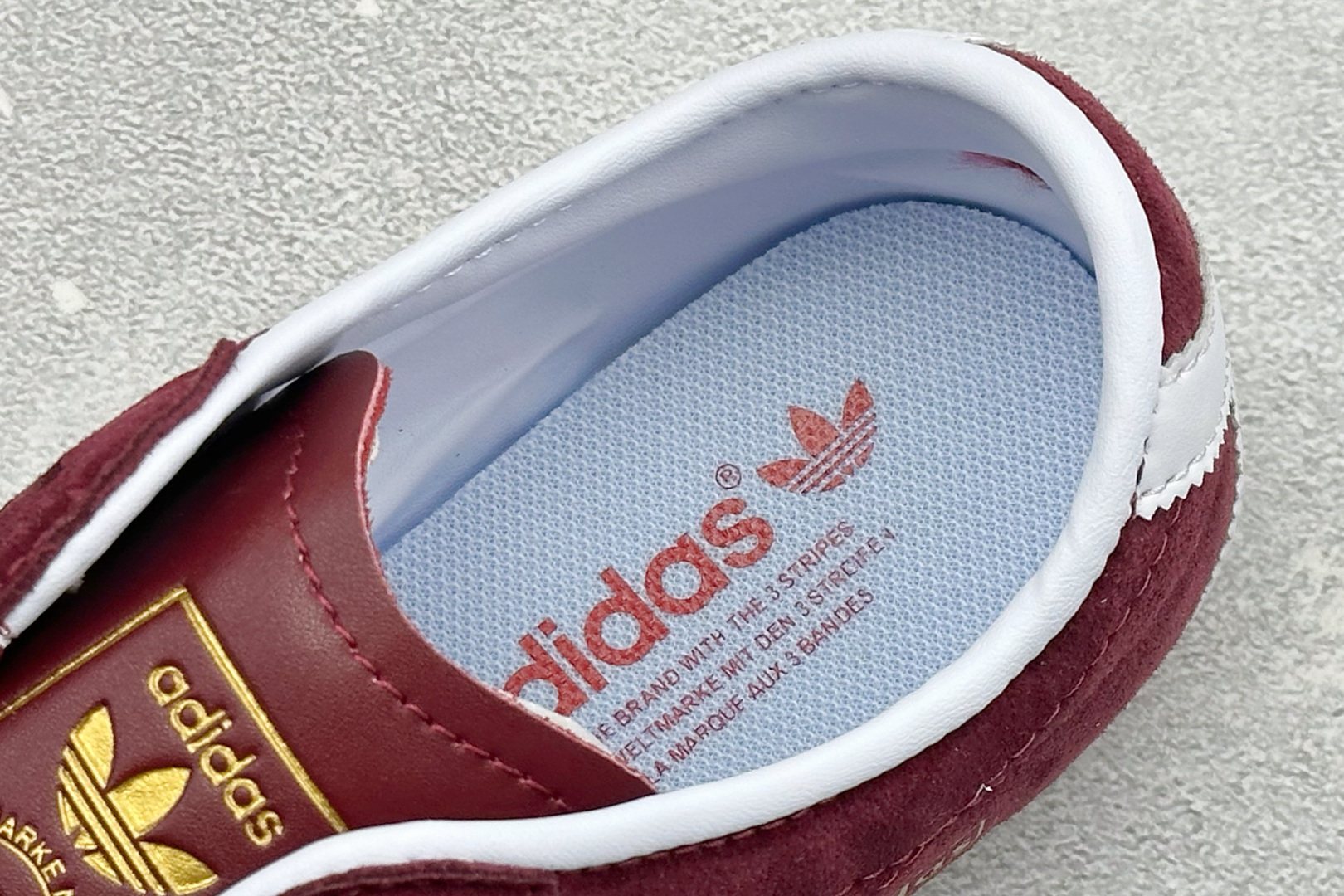 Adidas Tokyo W 阿迪达斯 舒适百搭经典休闲薄底鞋 KJ0699