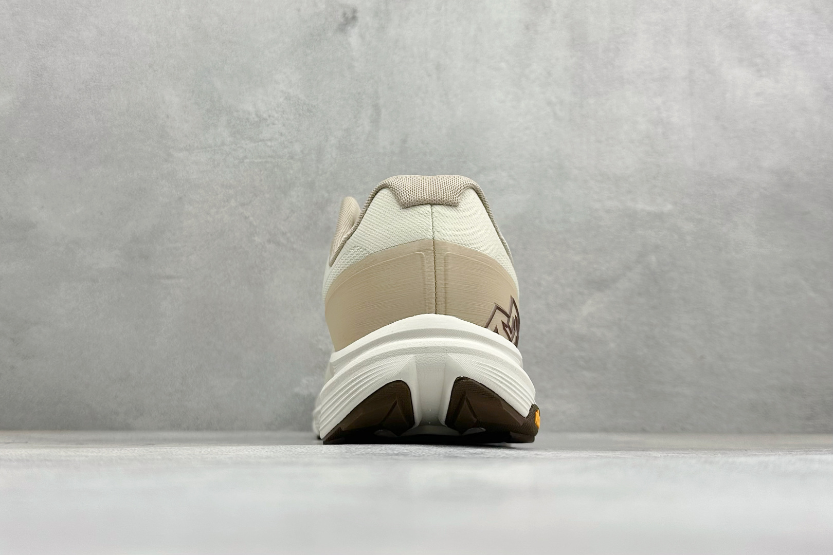 版可隆KOLON SPORT 抓地V底巴斯夫轻盈KRUST越野跑鞋 LUFH6SN001-BI275-Top High Quatity Cheap Sneakers Fashion Clothing Clothes Bags handbags Shoes of all Brand wholesale With The best Quality And Beautiful Price from China Factory Chinese suppliers wholesaler seller 版可隆KOLON SPORT 抓地V底巴斯夫轻盈KRUST越野跑鞋 LUFH6SN001-BI275