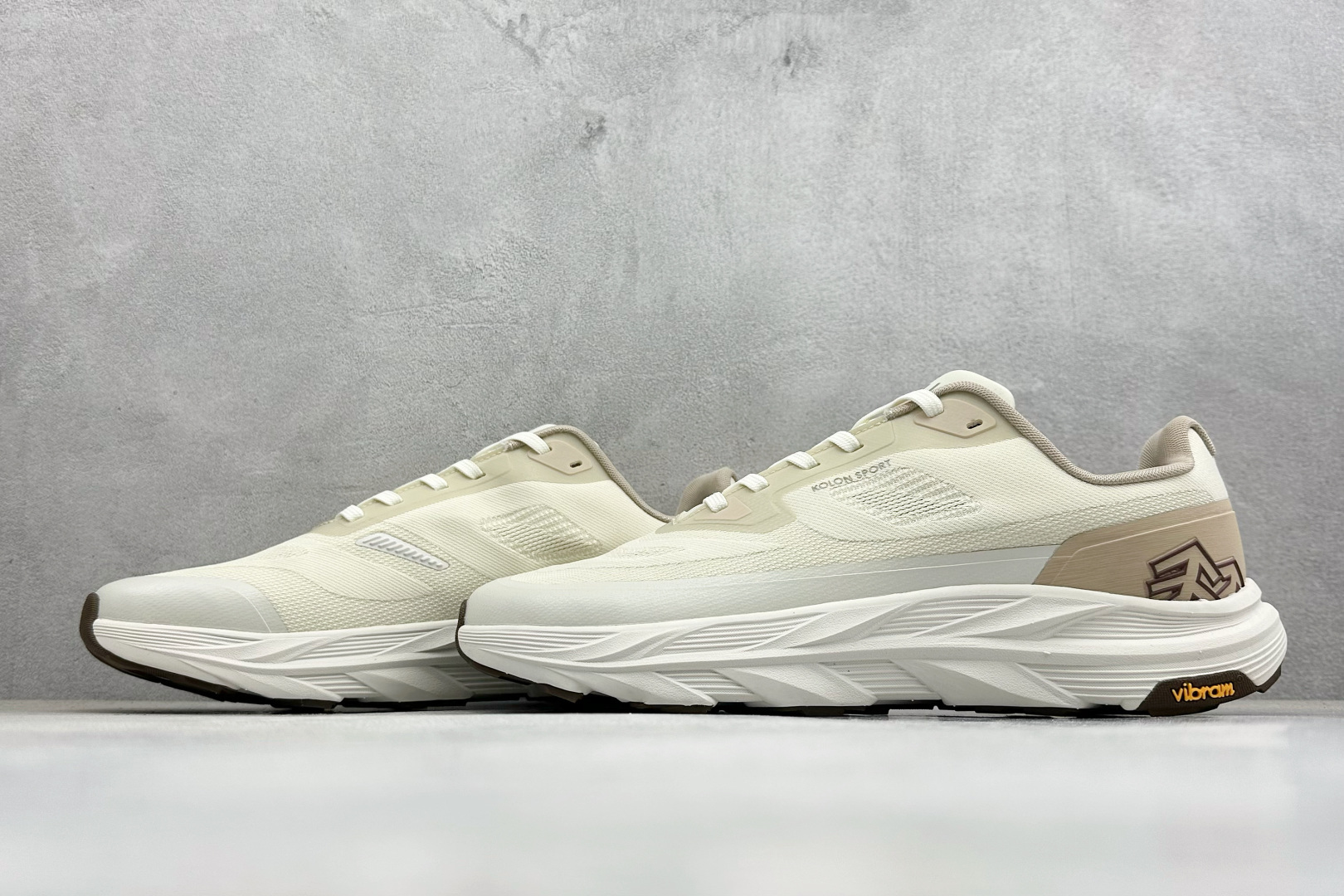 版可隆KOLON SPORT 抓地V底巴斯夫轻盈KRUST越野跑鞋 LUFH6SN001-BI275-Top High Quatity Cheap Sneakers Fashion Clothing Clothes Bags handbags Shoes of all Brand wholesale With The best Quality And Beautiful Price from China Factory Chinese suppliers wholesaler seller 版可隆KOLON SPORT 抓地V底巴斯夫轻盈KRUST越野跑鞋 LUFH6SN001-BI275