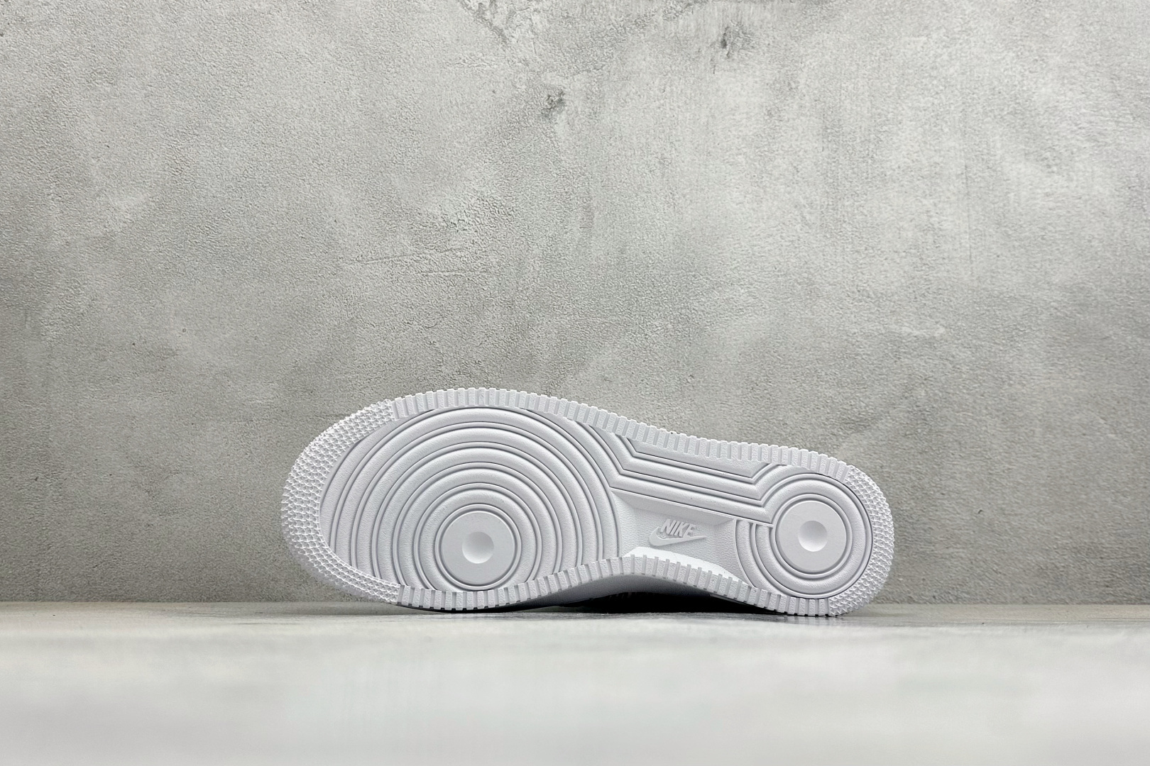 Nike Air Force 1'07 Low 联名款 空军一号低帮休闲板鞋 IO9739-100-Top High Quatity Cheap Sneakers Fashion Clothing Clothes Bags handbags Shoes of all Brand wholesale With The best Quality And Beautiful Price from China Factory Chinese suppliers wholesaler seller Nike Air Force 1'07 Low 联名款 空军一号低帮休闲板鞋 IO9739-100