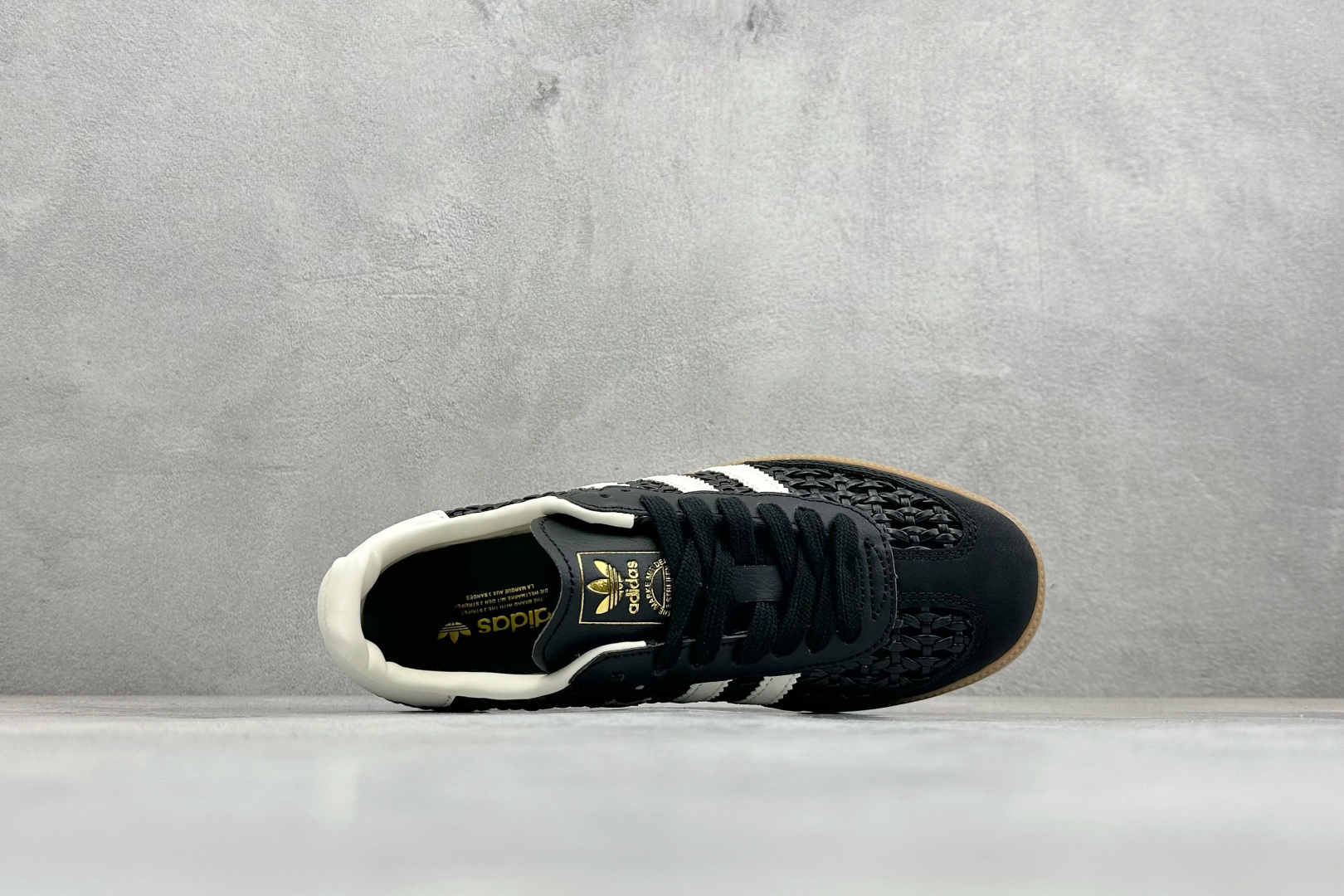 HZ版Adidas Originals Samba 阿迪达斯三叶草 桑巴舞系列绅士德训足球风百搭低帮休闲运动板鞋 HQ9282-Top High Quatity Cheap Sneakers Fashion Clothing Clothes Bags handbags Shoes of all Brand wholesale With The best Quality And Beautiful Price from China Factory Chinese suppliers wholesaler seller HZ版Adidas Originals Samba 阿迪达斯三叶草 桑巴舞系列绅士德训足球风百搭低帮休闲运动板鞋 HQ9282