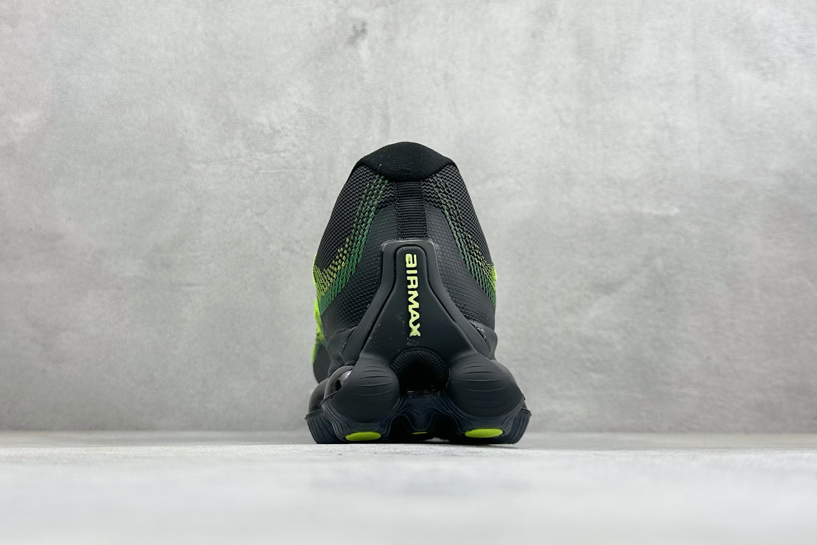 Nike Air LIQUID MAX 全新的設計 將潮人們最愛的「大 AIR」Air More Uptempo 結合品牌近期主打的 Air Max 720 IQ7634-001-Top High Quatity Cheap Sneakers Fashion Clothing Clothes Bags handbags Shoes of all Brand wholesale With The best Quality And Beautiful Price from China Factory Chinese suppliers wholesaler seller Nike Air LIQUID MAX 全新的設計 將潮人們最愛的「大 AIR」Air More Uptempo 結合品牌近期主打的 Air Max 720 IQ7634-001