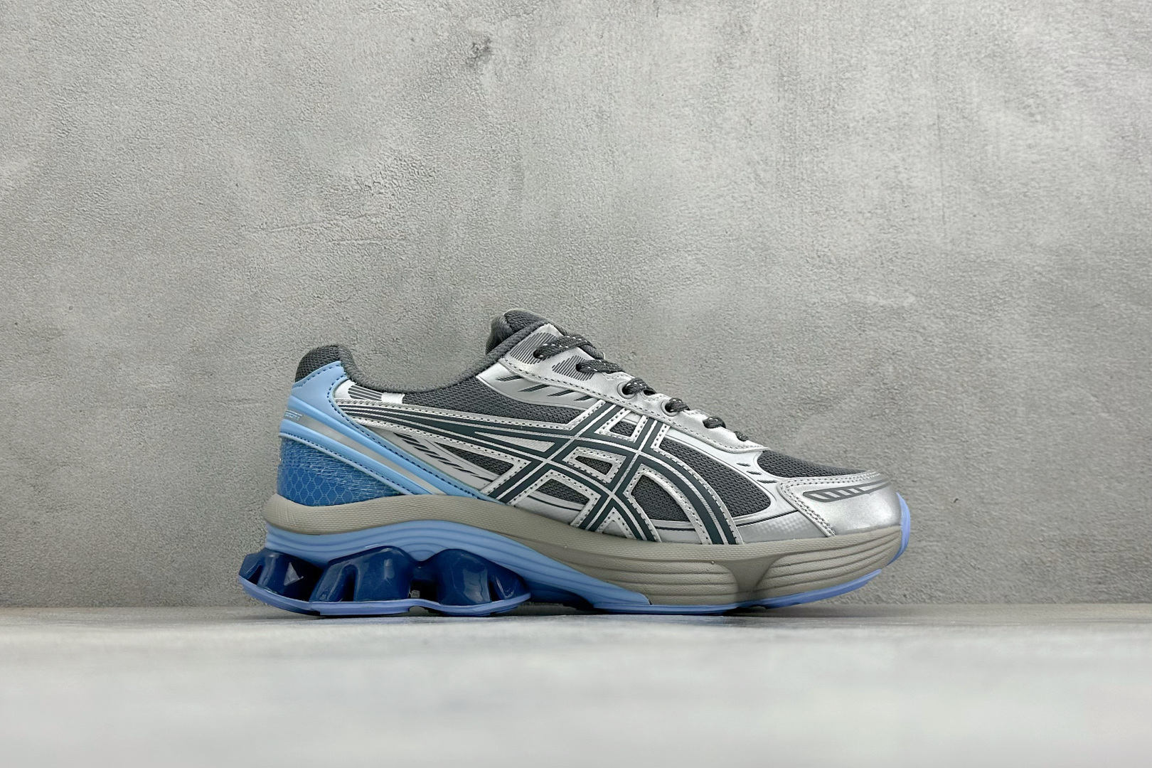 Asics Gel-Kinetic Fluent 亚瑟士运动休闲透气专业跑鞋 1203A799-020