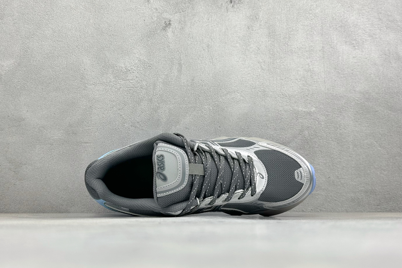 Asics Gel-Kinetic Fluent 亚瑟士运动休闲透气专业跑鞋 1203A799-020