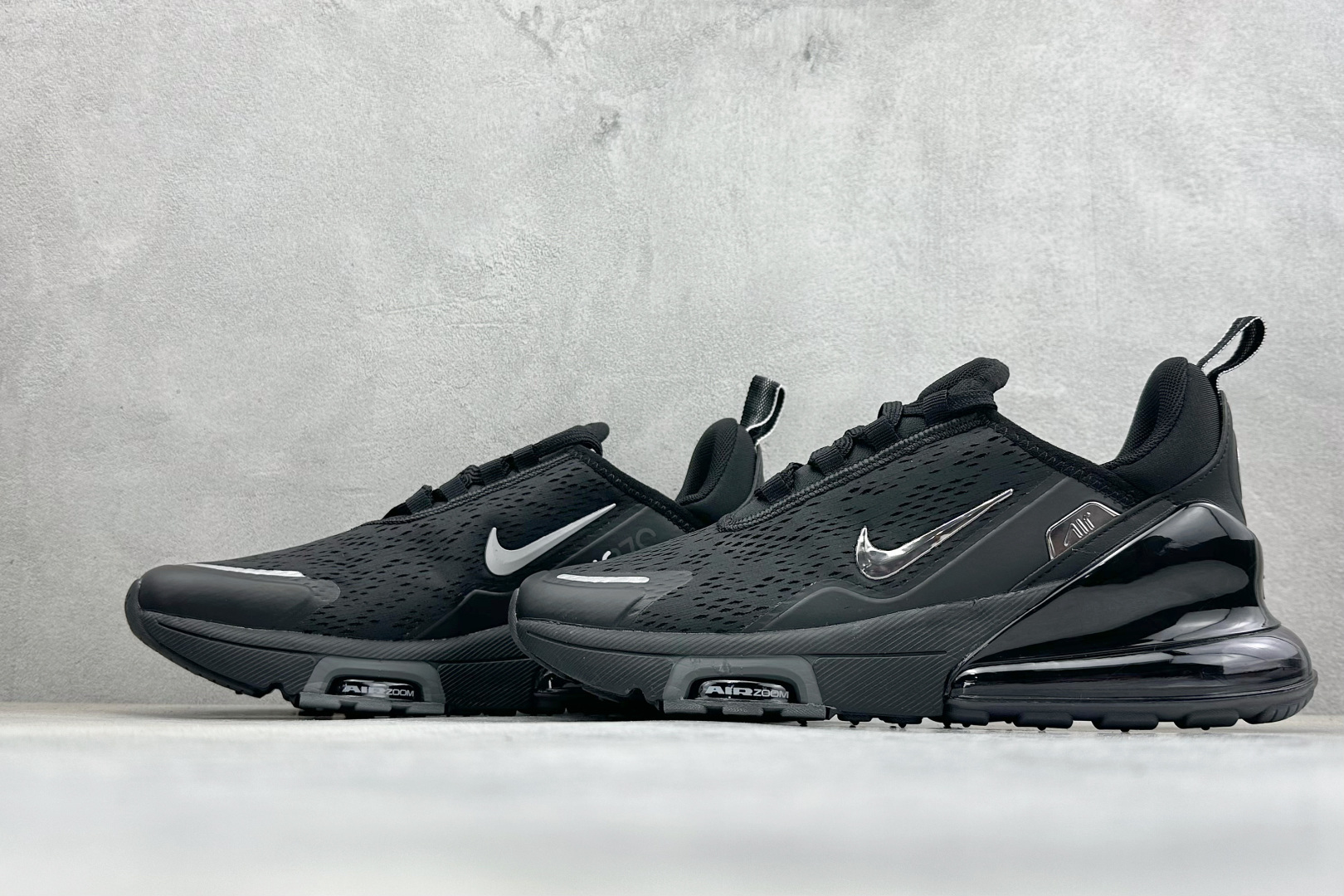 Nike Air Max 270 Premium 半掌气垫休闲跑鞋 IO9883-005