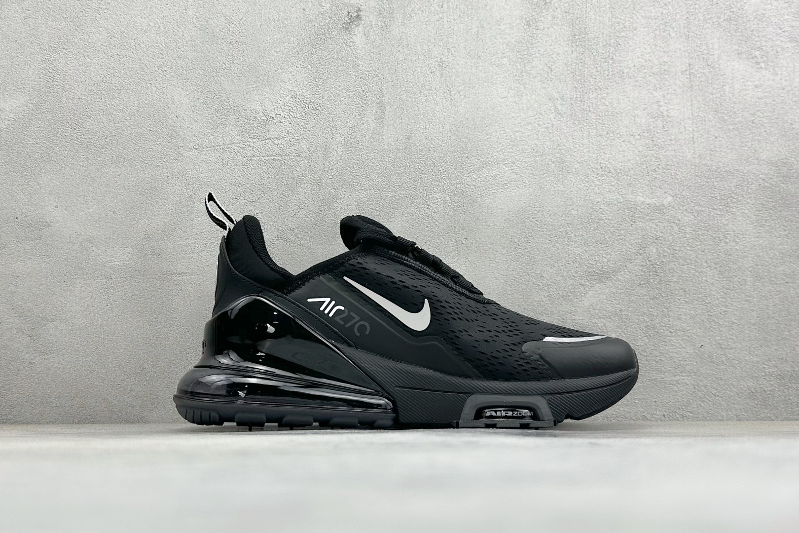 Nike Air Max 270 Premium 半掌气垫休闲跑鞋 IO9883-005