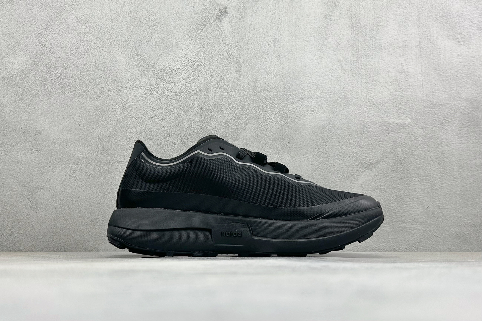 Norda 诺达 005 Sneaker0111 杰尼亚联名 网面越野跑步鞋-Top High Quatity Cheap Sneakers Fashion Clothing Clothes Bags handbags Shoes of all Brand wholesale With The best Quality And Beautiful Price from China Factory Chinese suppliers wholesaler seller Norda 诺达 005 Sneaker0111 杰尼亚联名 网面越野跑步鞋