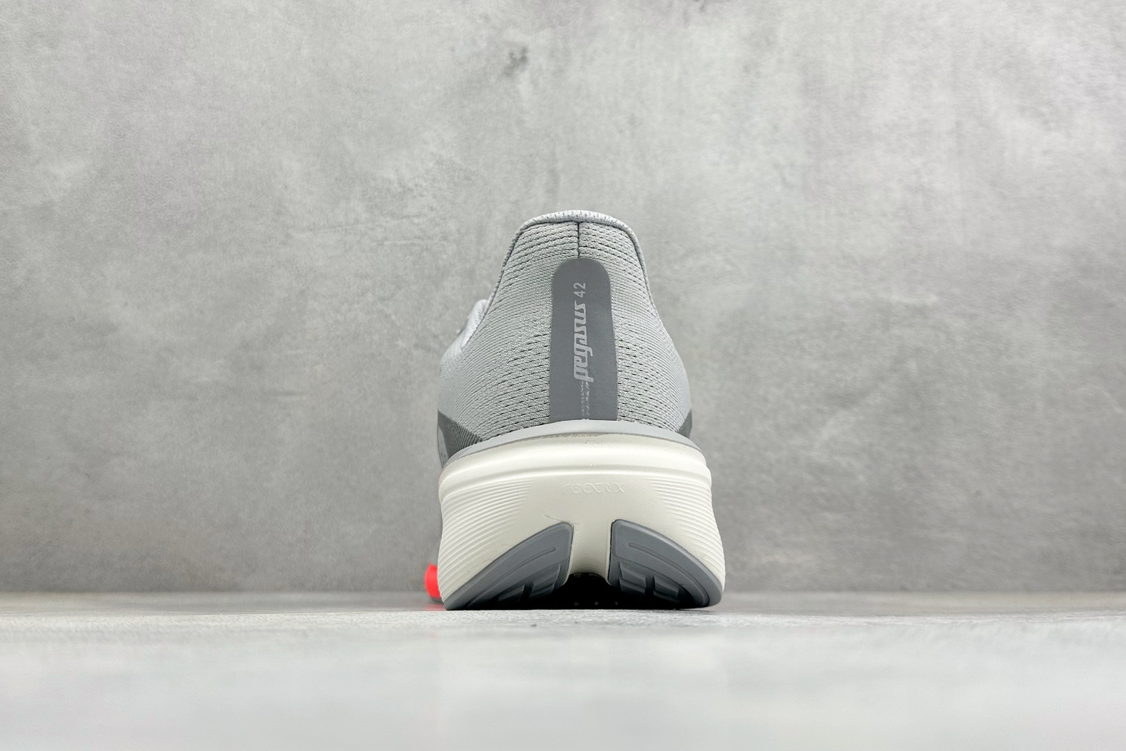 NK AIR ZOOM PEGASUS 42 登月休闲运动跑鞋 IB1873-004-Top High Quatity Cheap Sneakers Fashion Clothing Clothes Bags handbags Shoes of all Brand wholesale With The best Quality And Beautiful Price from China Factory Chinese suppliers wholesaler seller NK AIR ZOOM PEGASUS 42 登月休闲运动跑鞋 IB1873-004