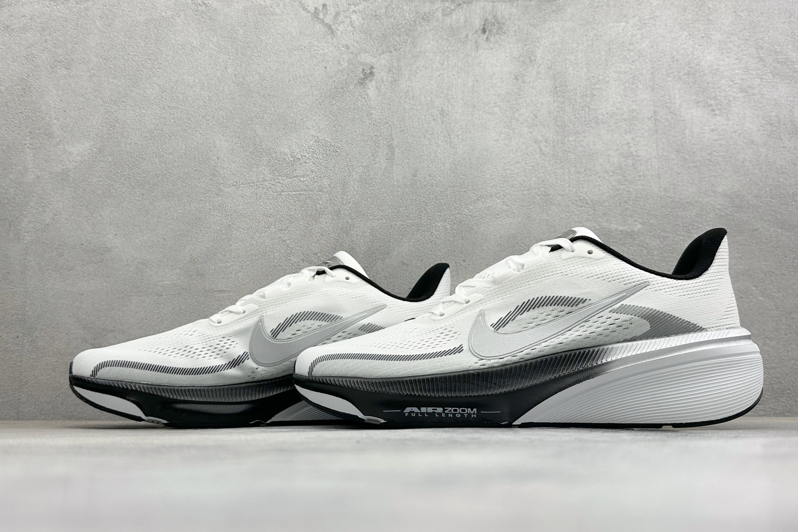 NK AIR ZOOM PEGASUS 42 登月休闲运动跑鞋 II7210-100