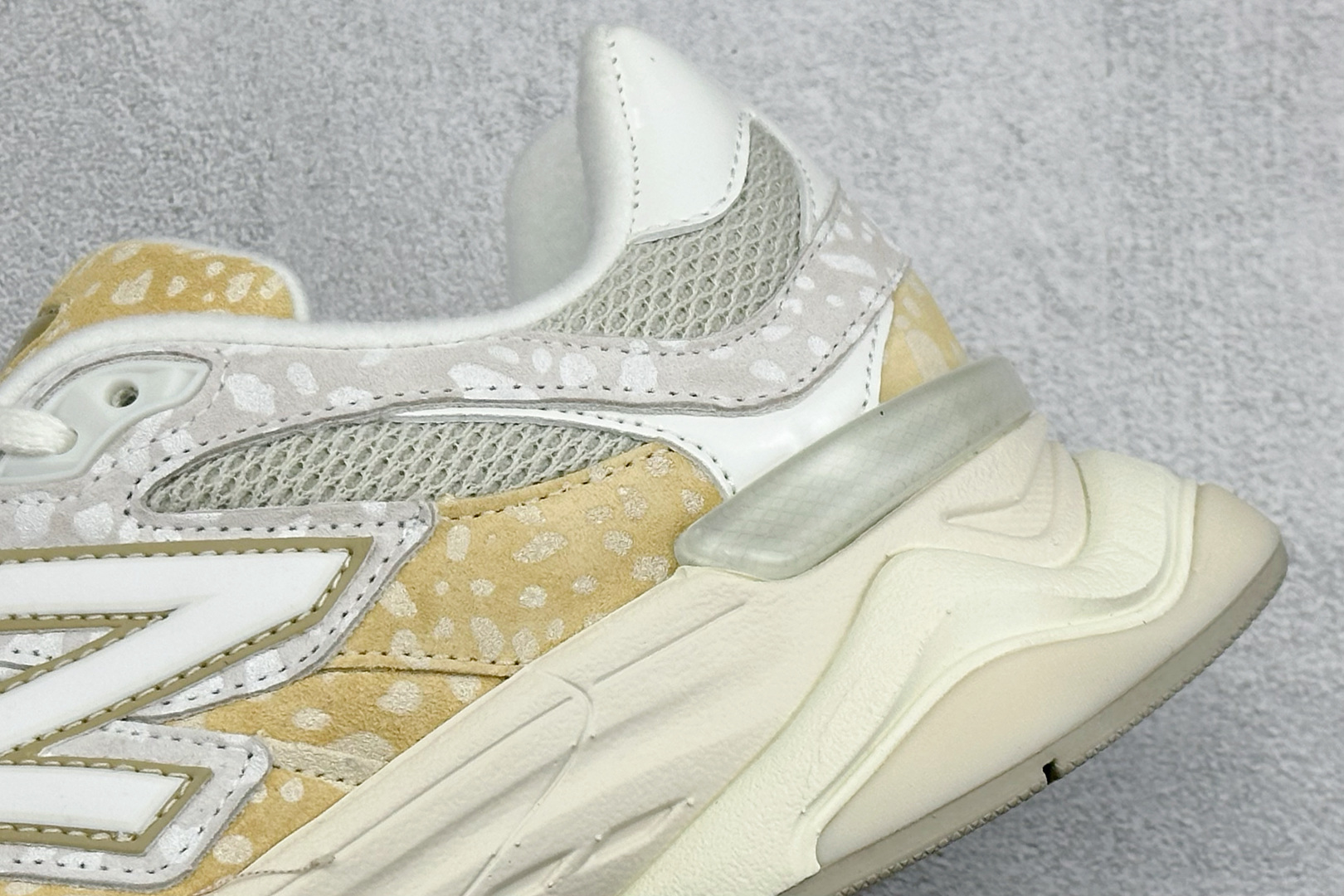 New Balance 9060系列 新百伦 复古休闲运动慢跑鞋 U90604VW-Top High Quatity Cheap Sneakers Fashion Clothing Clothes Bags handbags Shoes of all Brand wholesale With The best Quality And Beautiful Price from China Factory Chinese suppliers wholesaler seller New Balance 9060系列 新百伦 复古休闲运动慢跑鞋 U90604VW