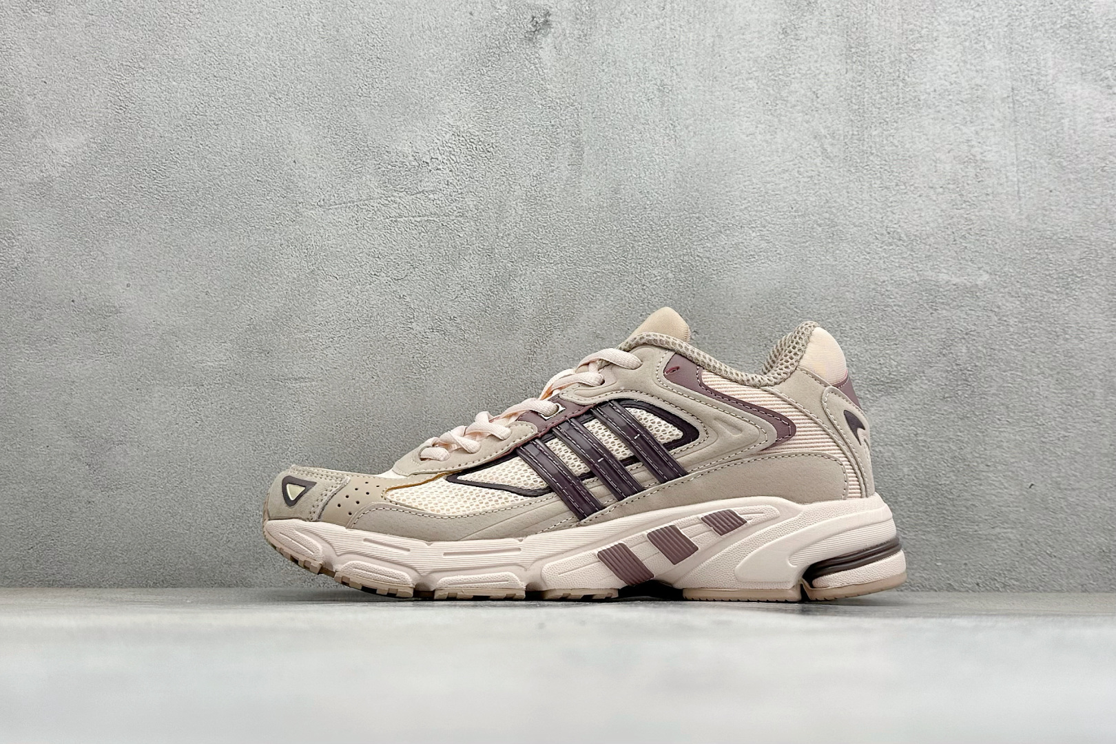 Adidas Originals Response CL 阿迪复古网面跑鞋 IG6916