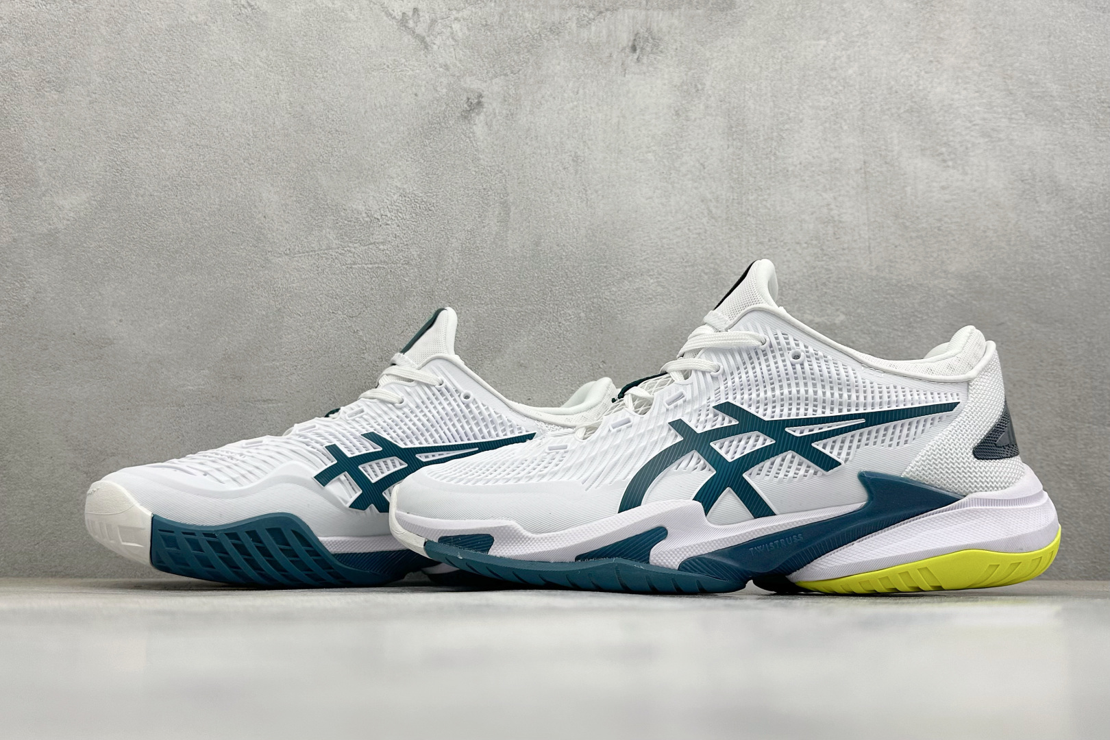SD版Asics Court FF 3 NOVAK 亚瑟士运动休闲透气专业网球鞋 1041A370-101-Top High Quatity Cheap Sneakers Fashion Clothing Clothes Bags handbags Shoes of all Brand wholesale With The best Quality And Beautiful Price from China Factory Chinese suppliers wholesaler seller SD版Asics Court FF 3 NOVAK 亚瑟士运动休闲透气专业网球鞋 1041A370-101