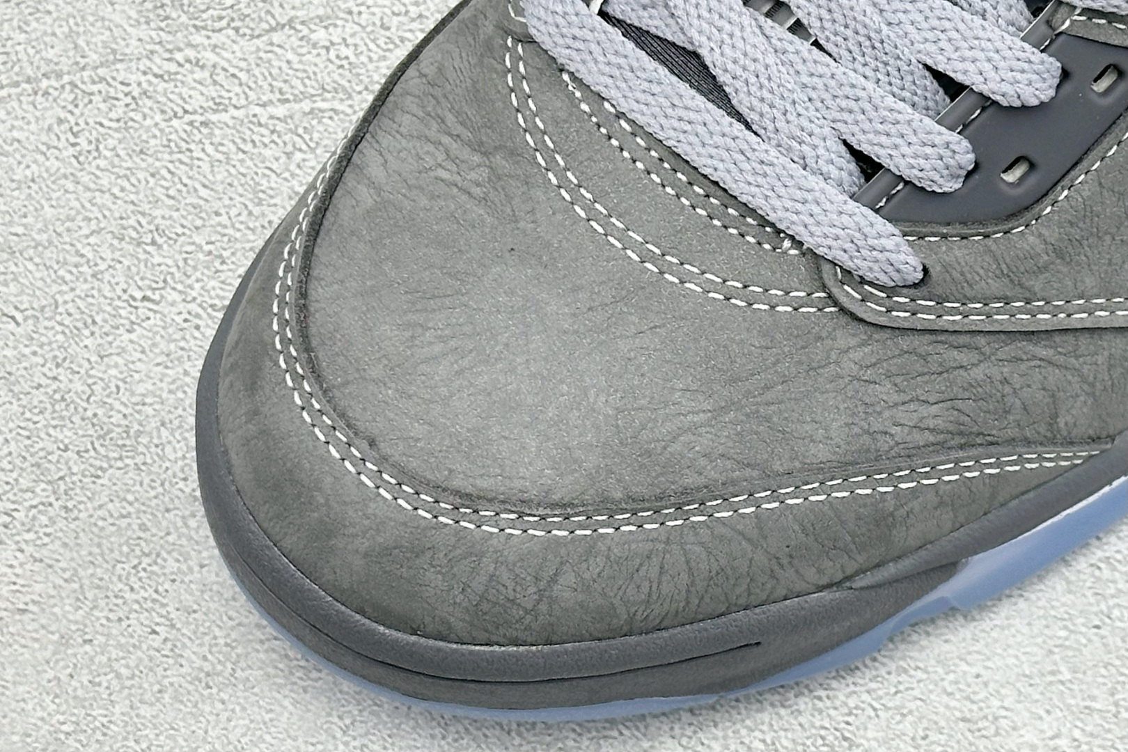 F版Air Jordan 5 Retro 中帮复古篮球鞋 DD0587-002-Top High Quatity Cheap Sneakers Fashion Clothing Clothes Bags handbags Shoes of all Brand wholesale With The best Quality And Beautiful Price from China Factory Chinese suppliers wholesaler seller F版Air Jordan 5 Retro 中帮复古篮球鞋 DD0587-002
